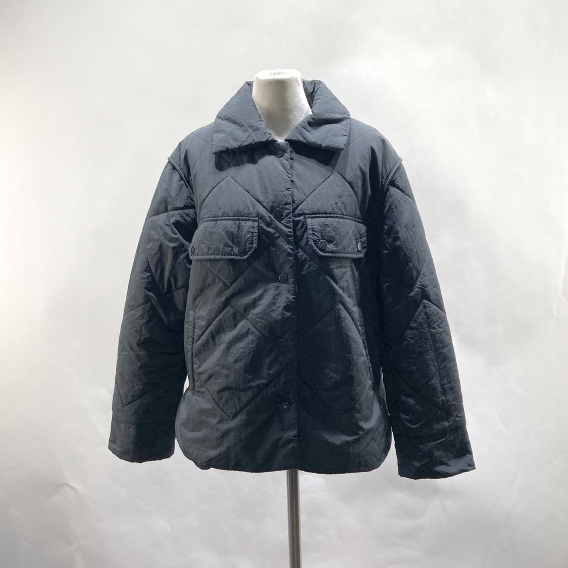 앤클라인 여 퀼팅 카라 경량패딩자켓 블랙 77  상품이미지1