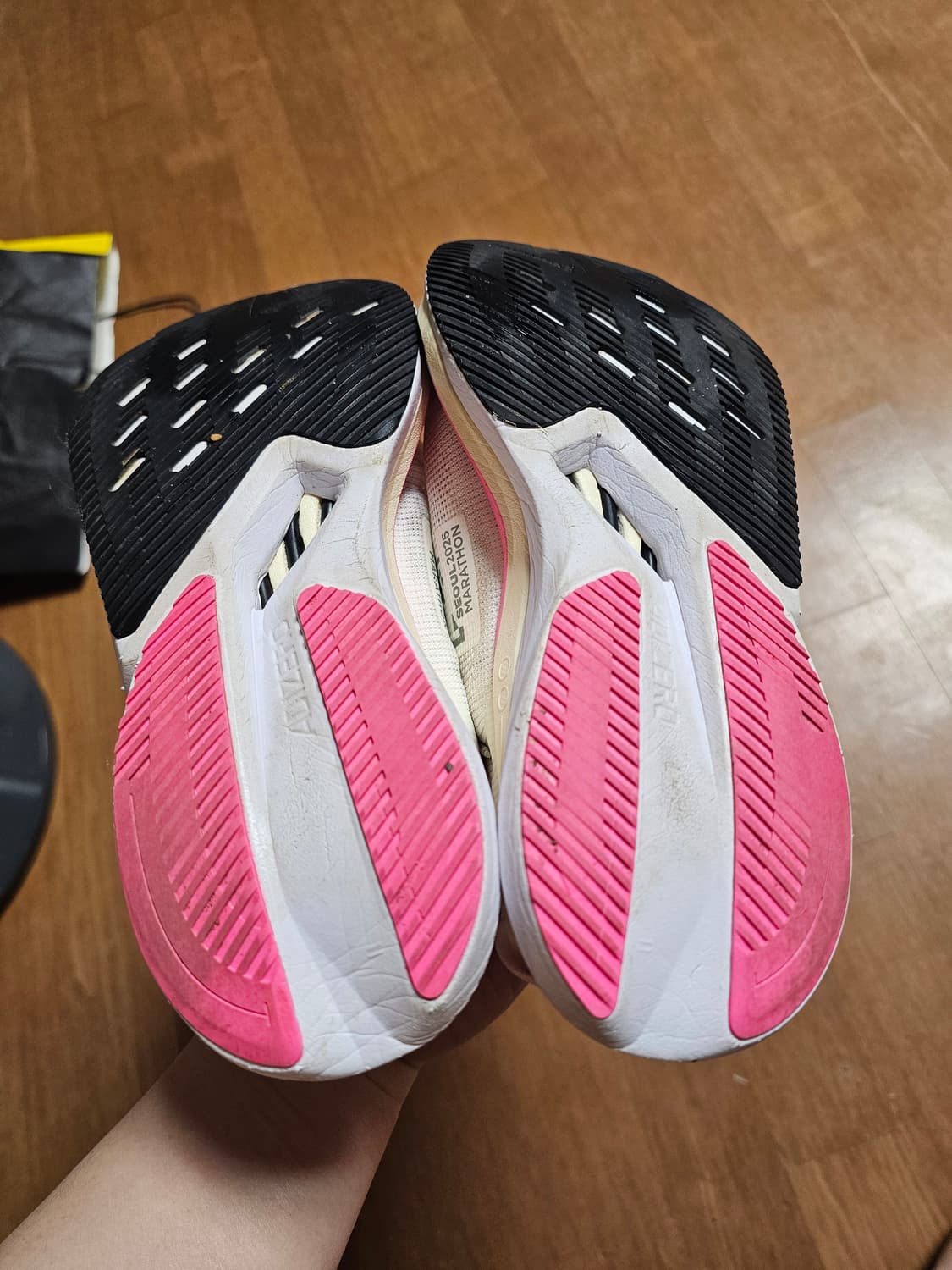 아디디스 아디제로 보스턴12 서울마라톤 에디션 상품이미지5