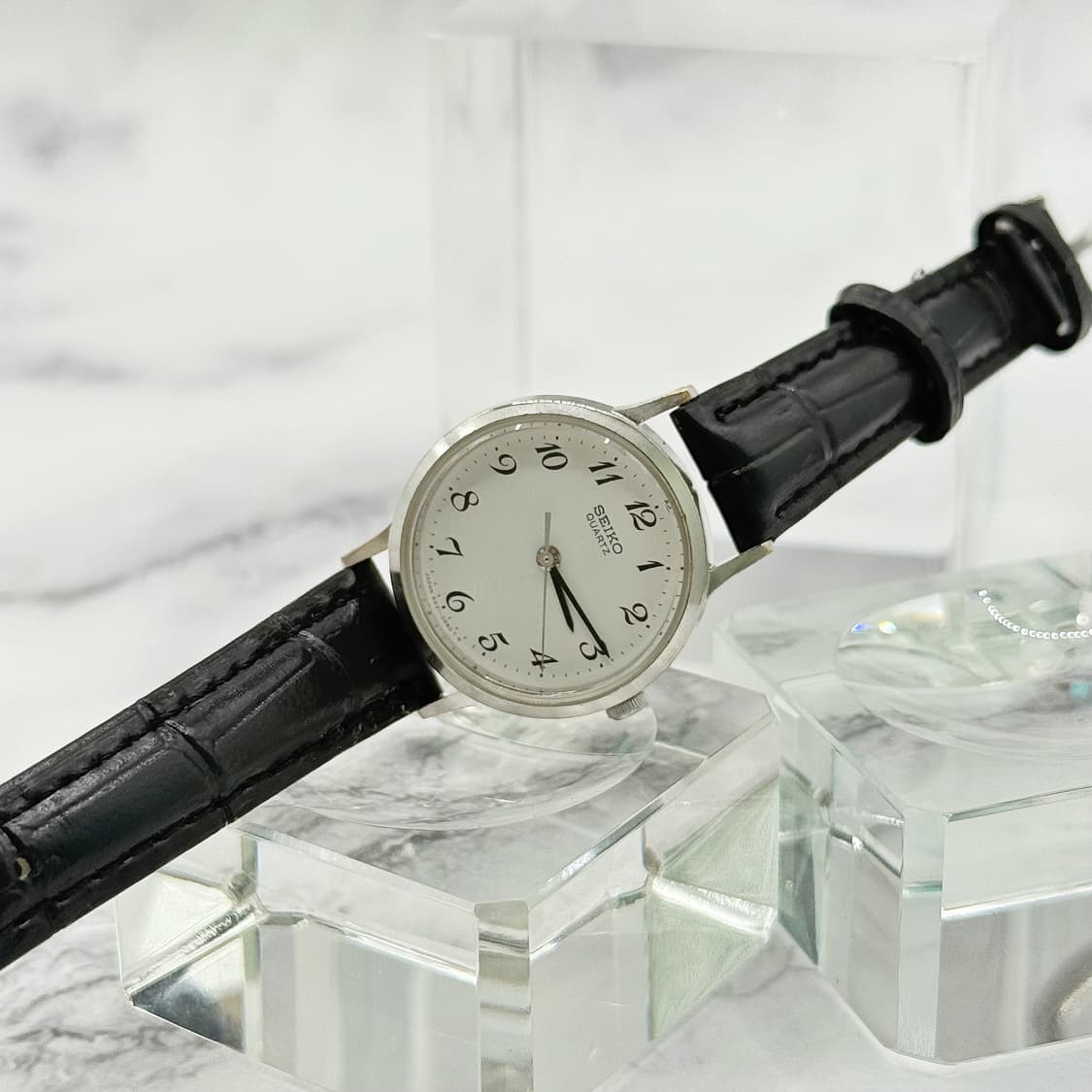 80s90s 빈티지 세이코 클래식 화이트 아라빅 미니멀 워치  상품이미지5