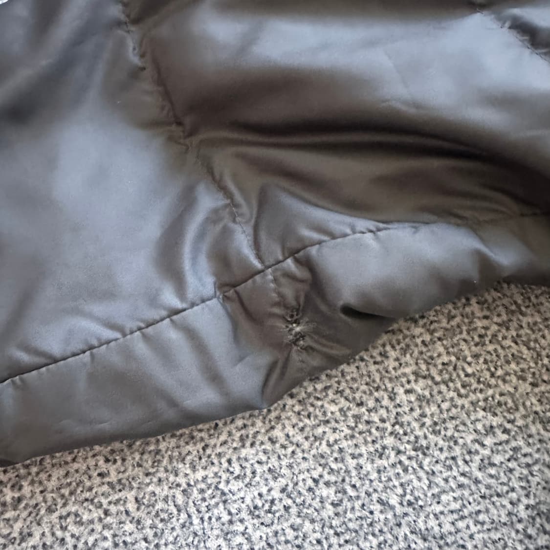 입생로랑 블랙/그레이 양면 패딩 상품이미지6