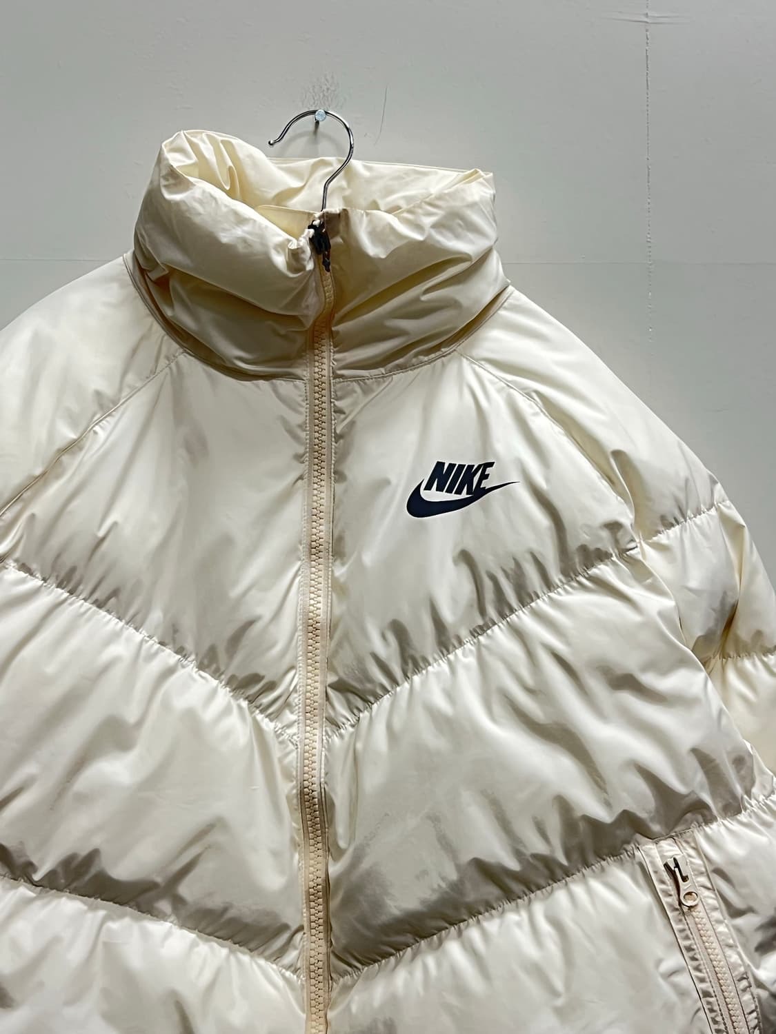 나이키 우먼스 신세틱 필 푸퍼자켓 아이보리 상품이미지3