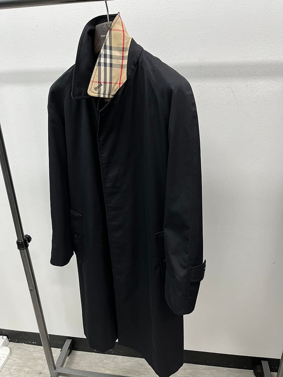 95) 버버리 블랙 개버딘 코트 상품이미지7