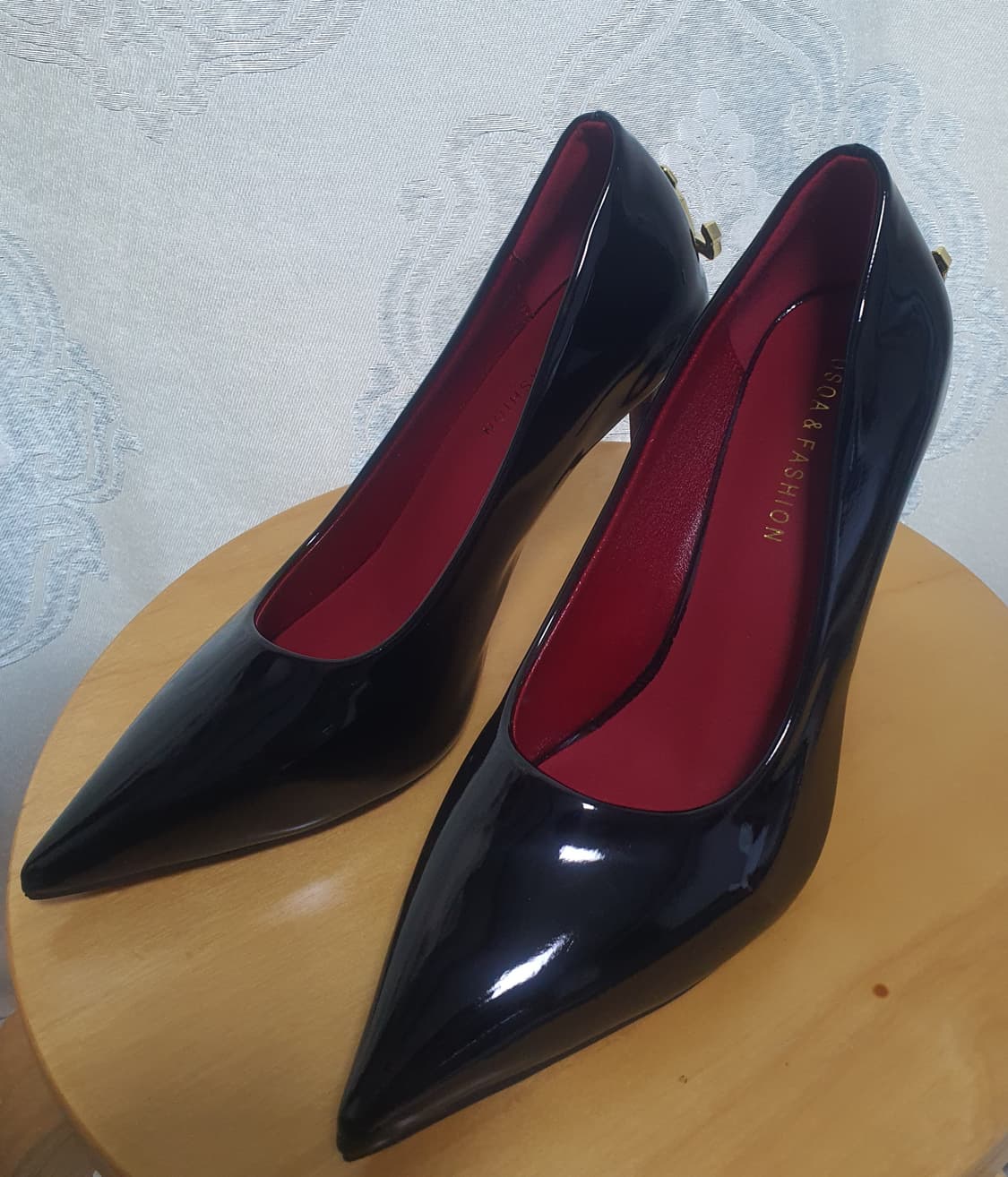 럭셔리 블랙 에나멜 스틸레토 하이힐 상품이미지4