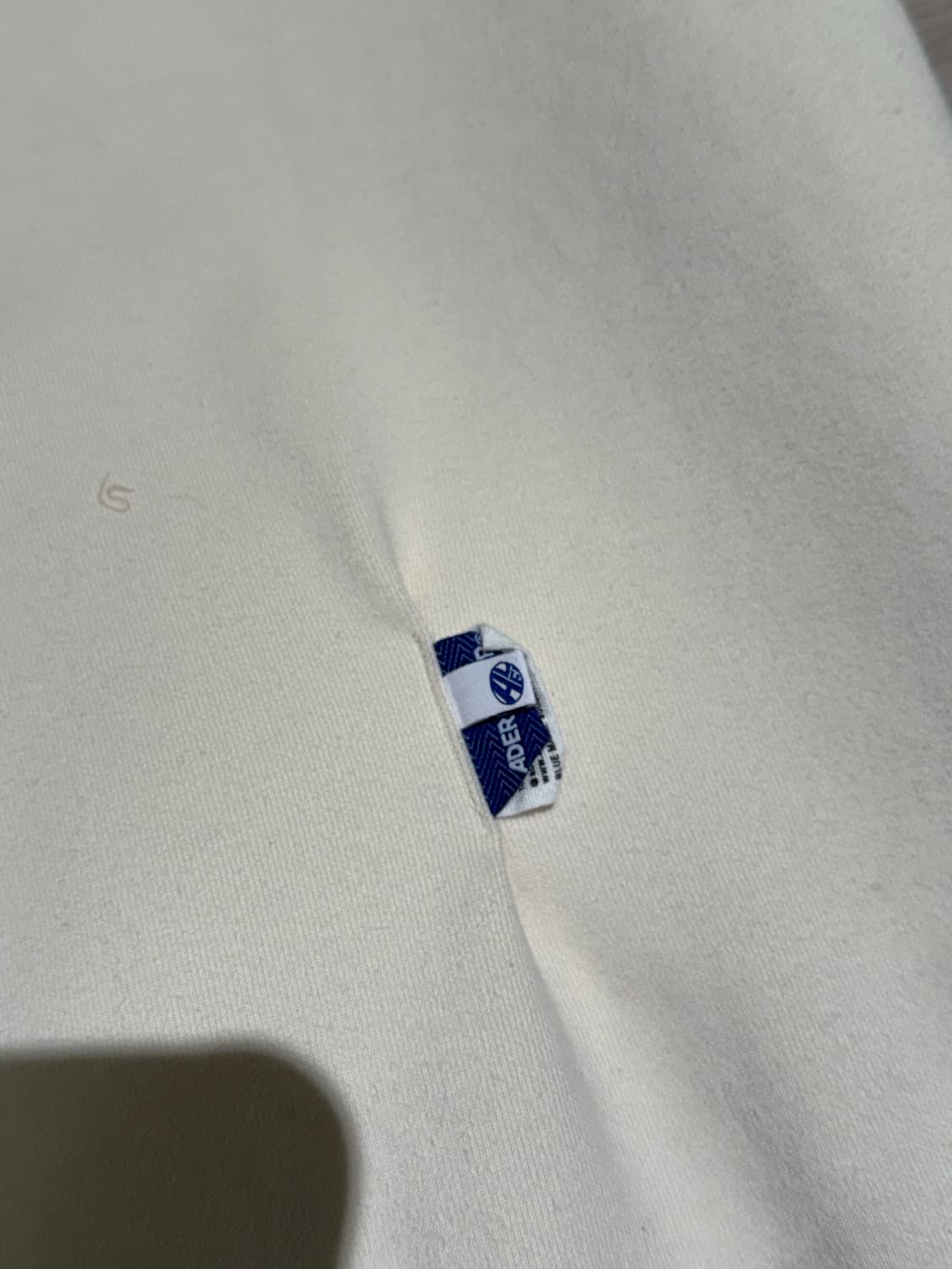 아더에러 맨투맨 A2  상품이미지4