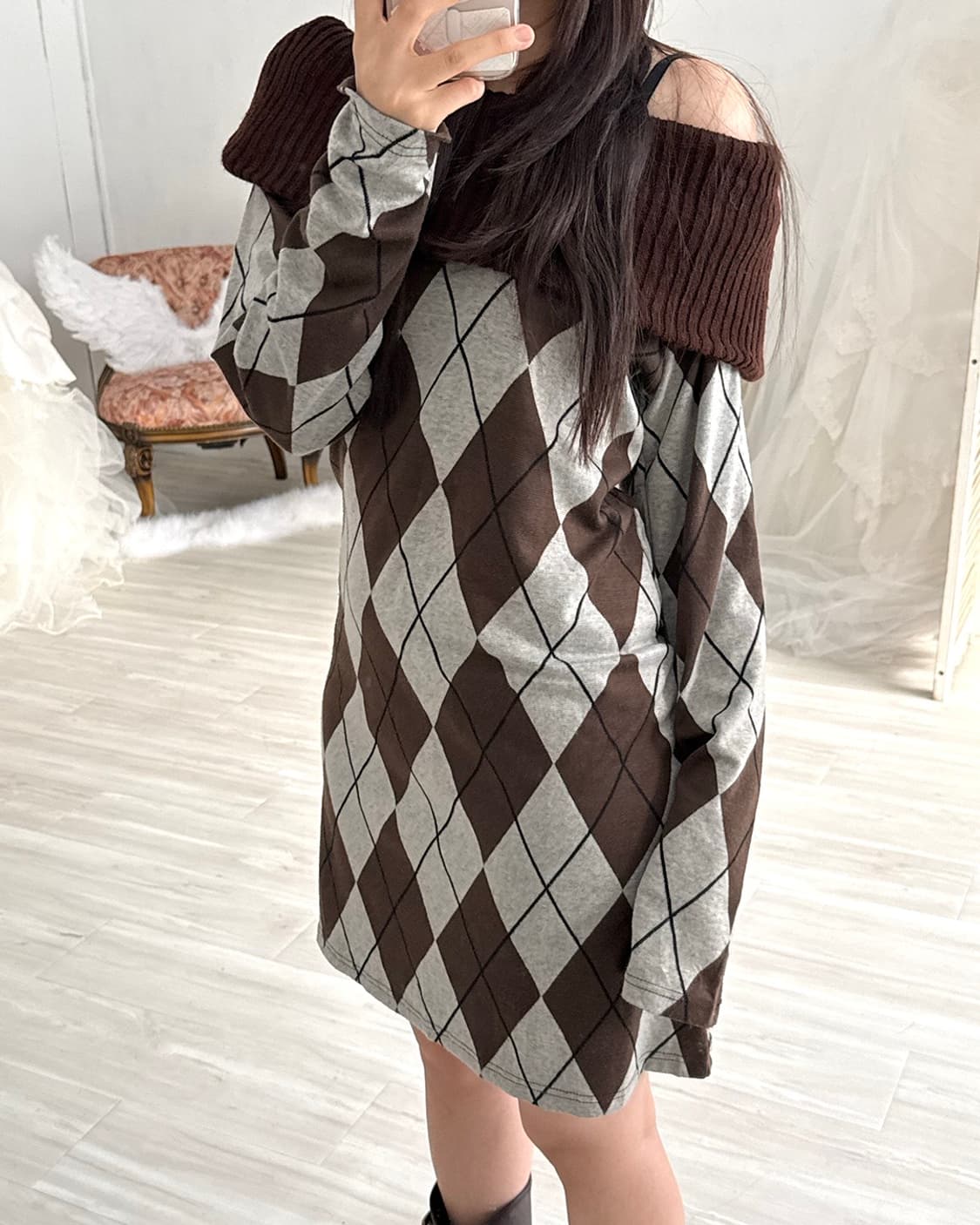 Brown argyle off-shoulder dress  상품이미지7
