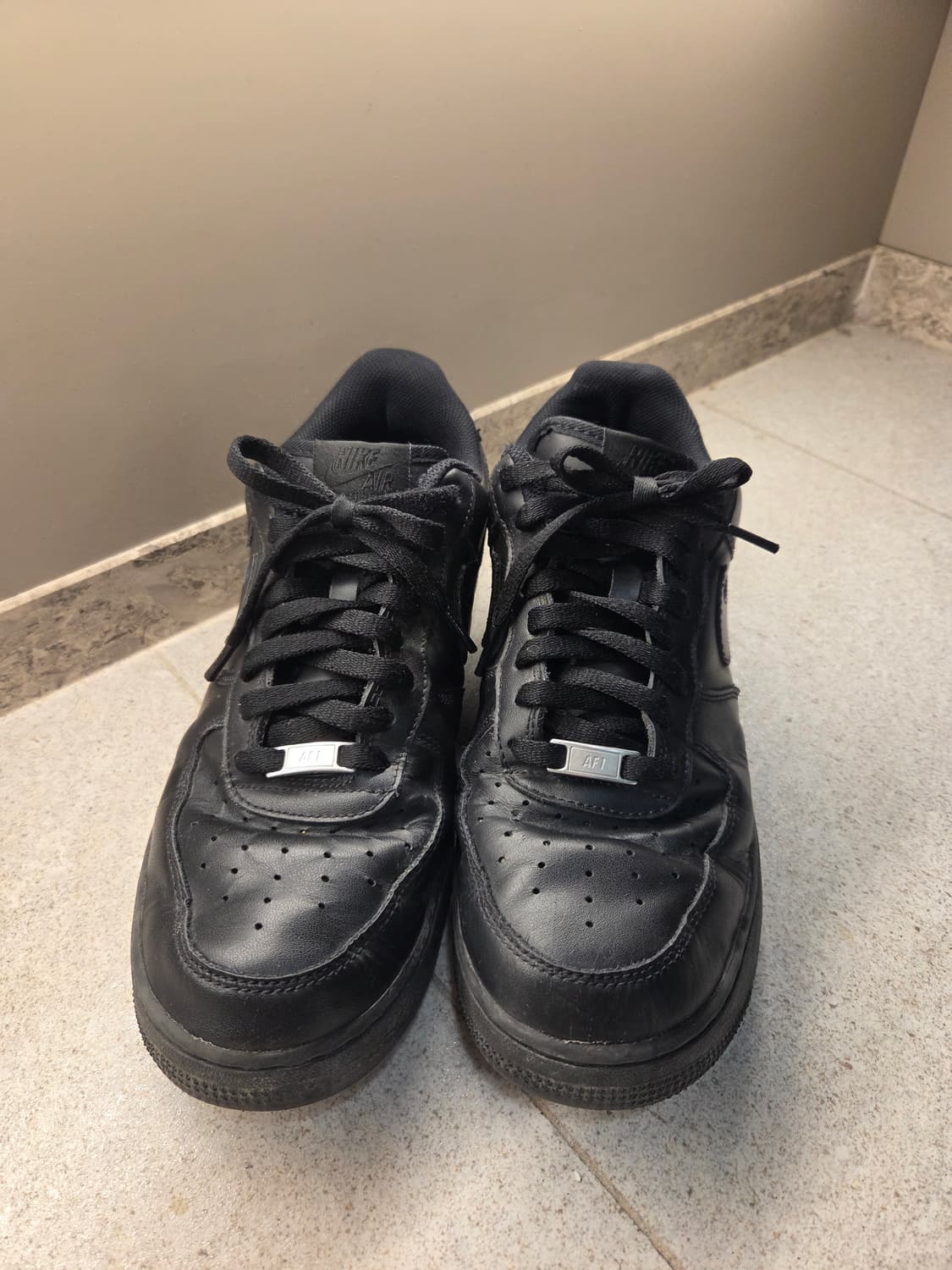 나이키 에어포스1 07 로우 올 블랙 상품이미지1