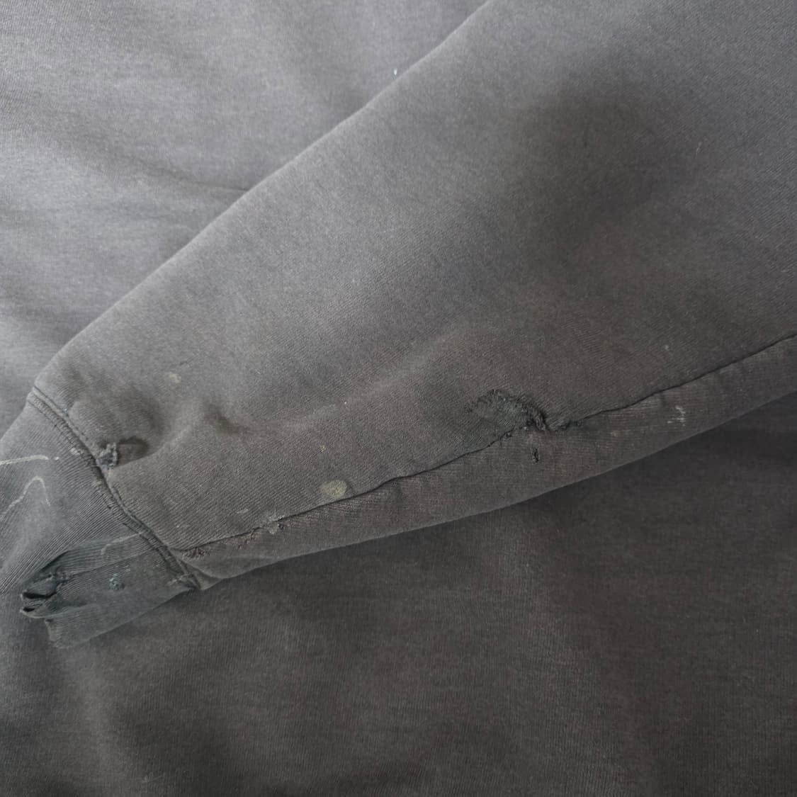 [XL] 00s 칼하트 더블페이스 트래쉬드 써멀 후드집업 블랙 칸예 상품이미지9