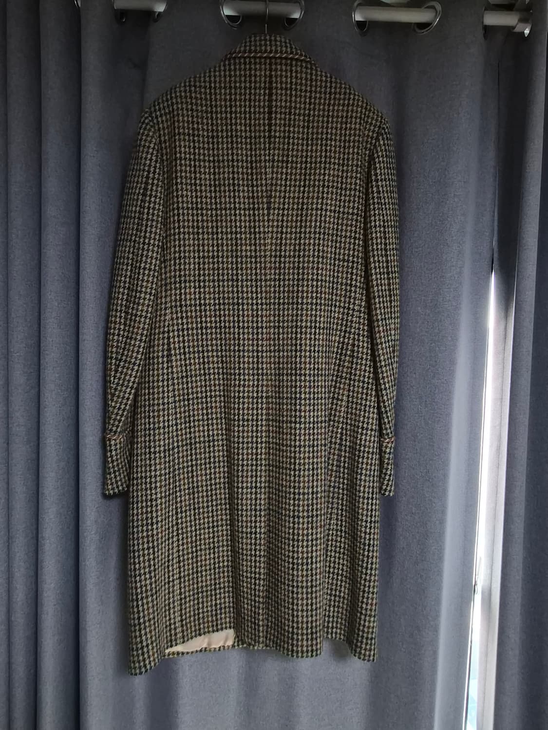 구찌 울 체크 턴업 코트 팝니다 루이비통 프라다 디올 보테가 상품이미지2