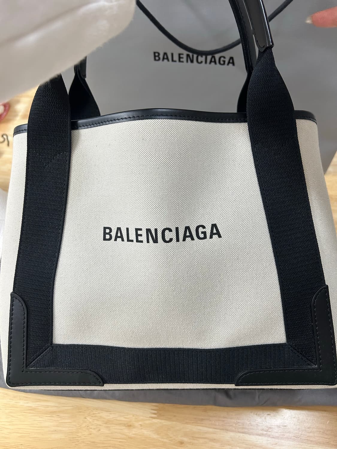 발렌시아가 카바스백 스몰  상품이미지1