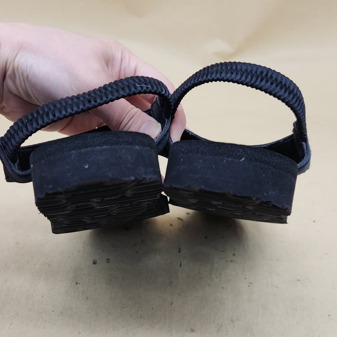 스케쳐스 여성 쪼리 샌들230 상품이미지4