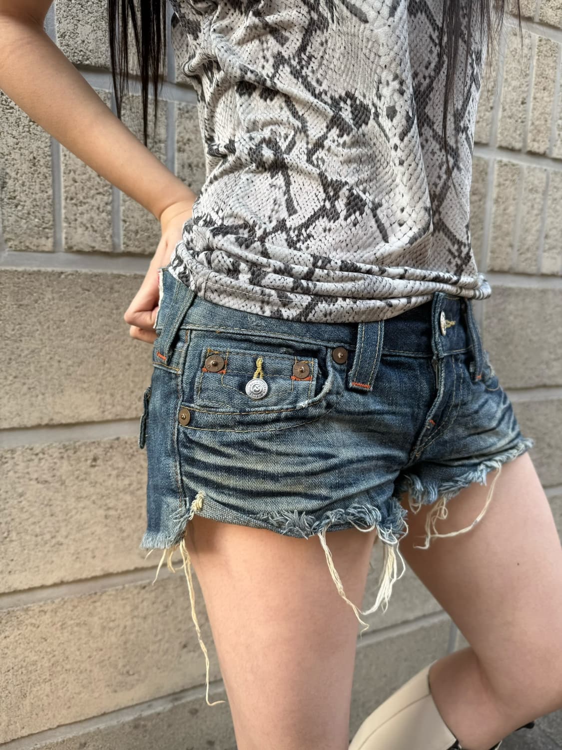 트루 릴리전 숏타입 그런지 데님 팬츠 상품이미지1