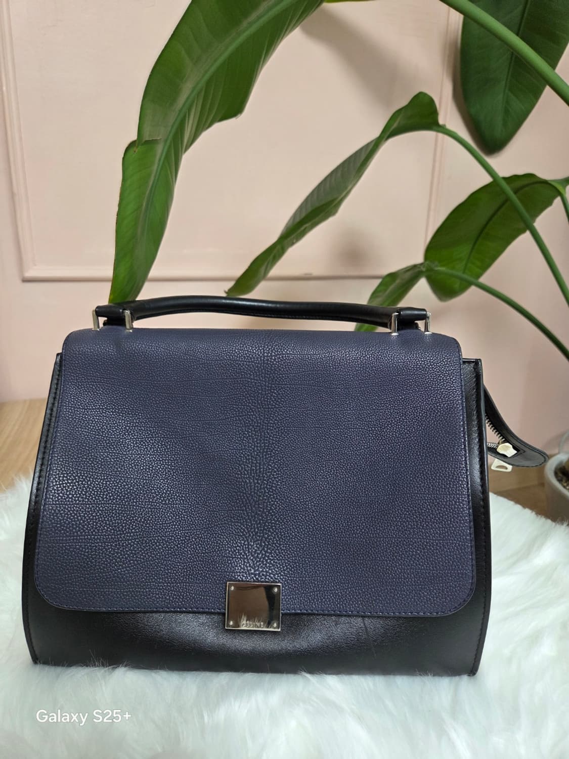 셀린느 트라페즈 가방 네이비 블랙 화이트+ 스트랩 상품이미지2