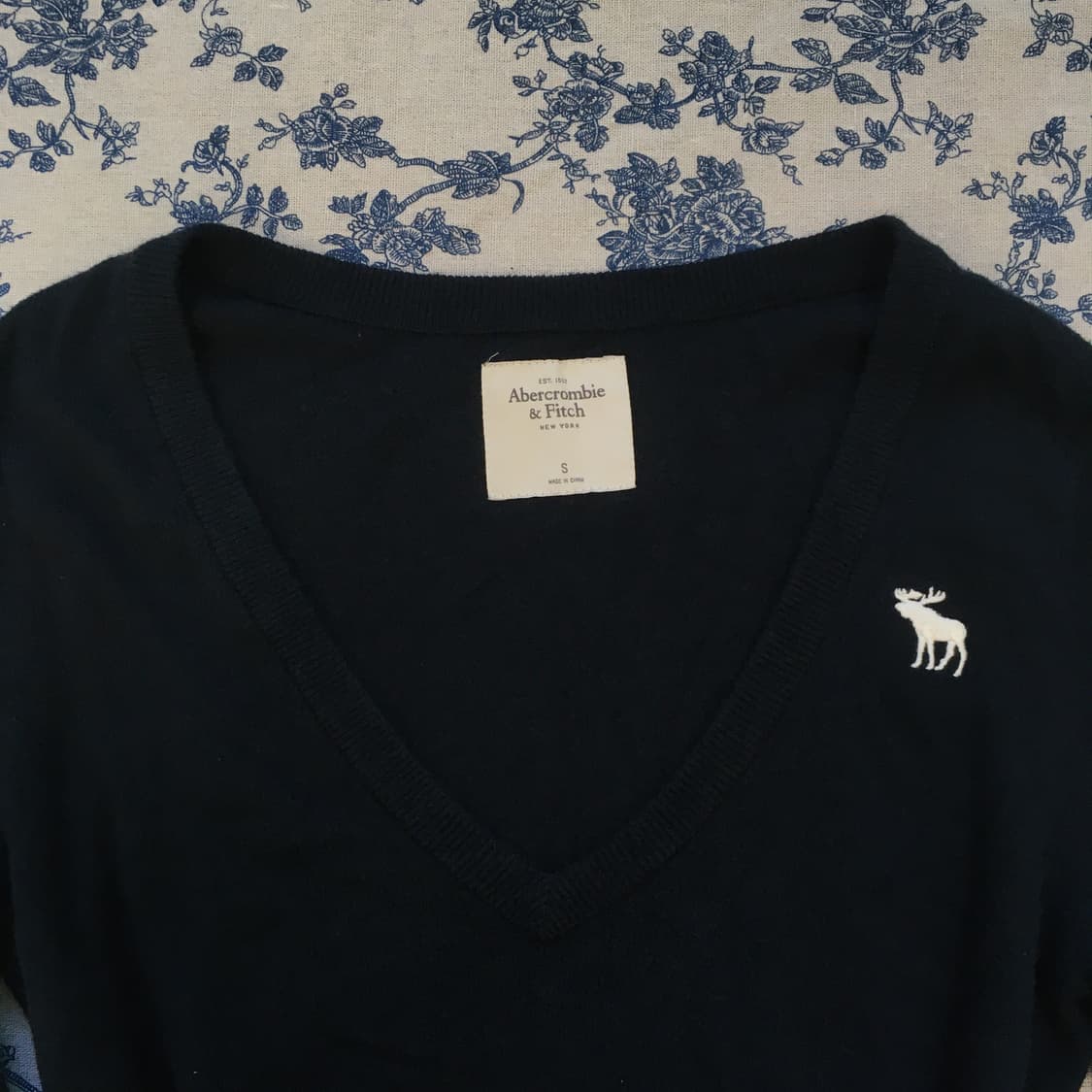 아베크롬비 네이비 브이넥 니트 상품이미지7
