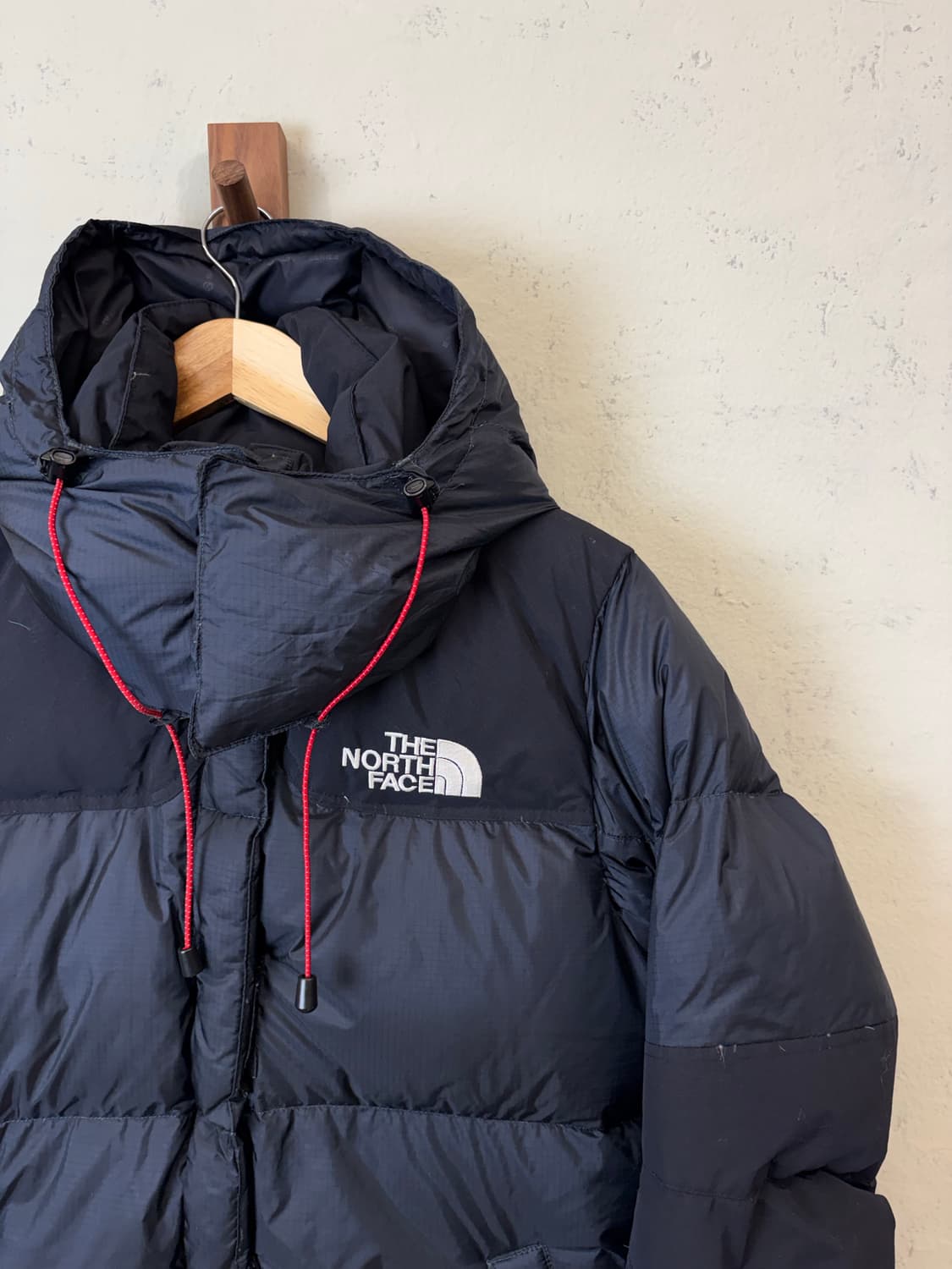 노스페이스 써밋 700 드라이로프트 패딩 블랙 상품이미지3