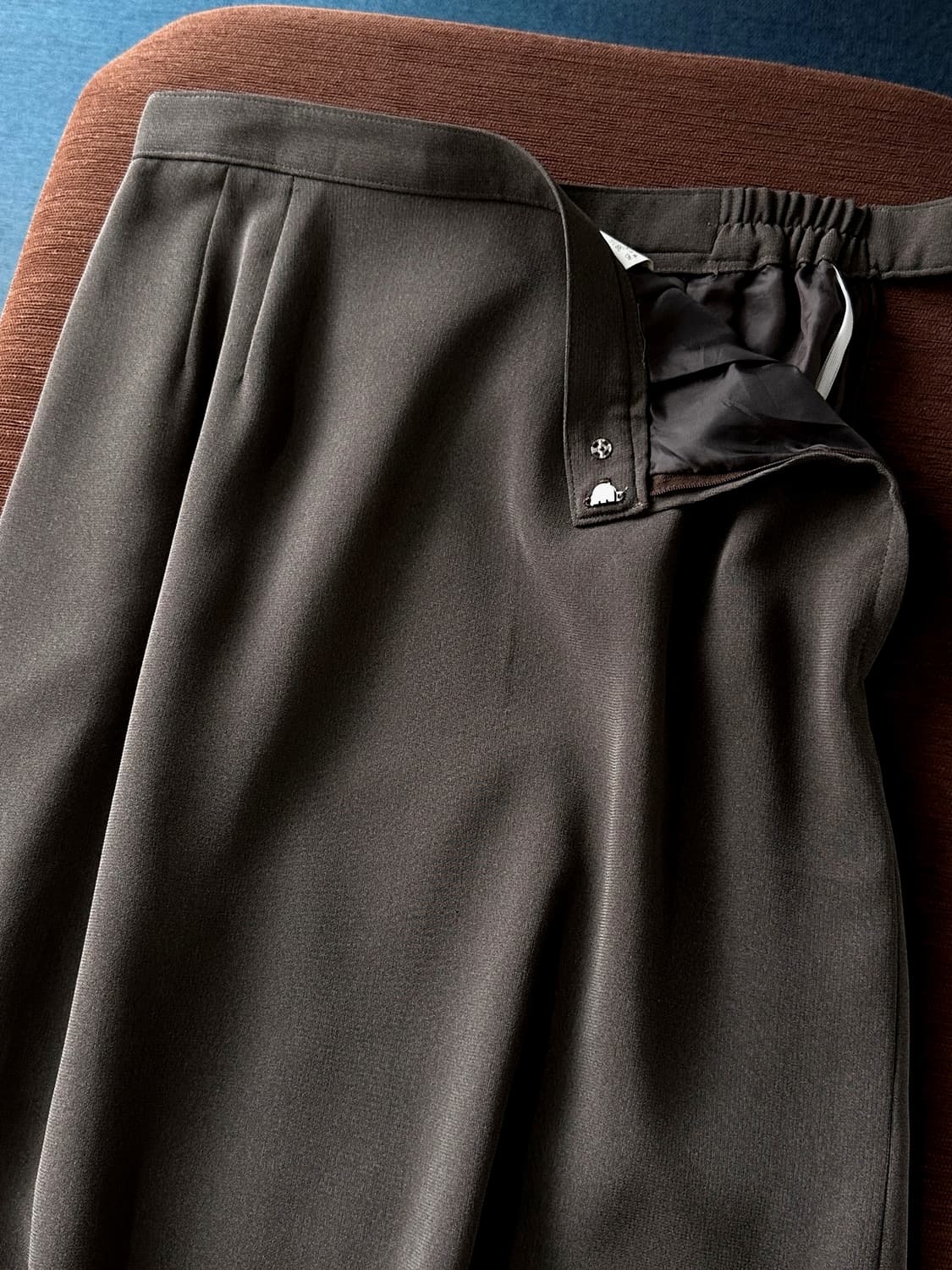 Back slit design long skirt 상품이미지8