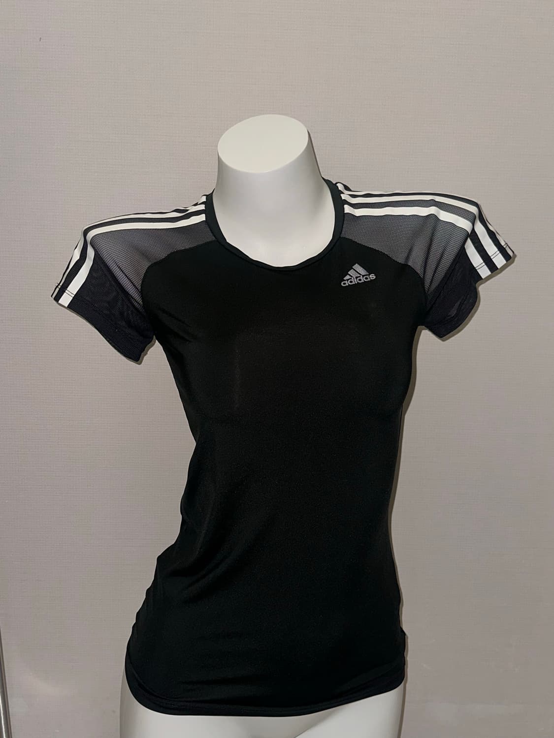 아디다스 나그랑 메쉬 딱붙 티셔츠 상품이미지4