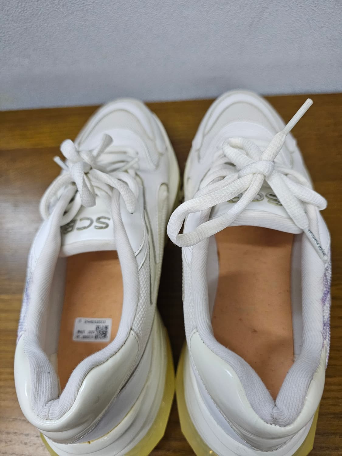 슈콤마보니 베이직 윙스 스니커즈 상품이미지6