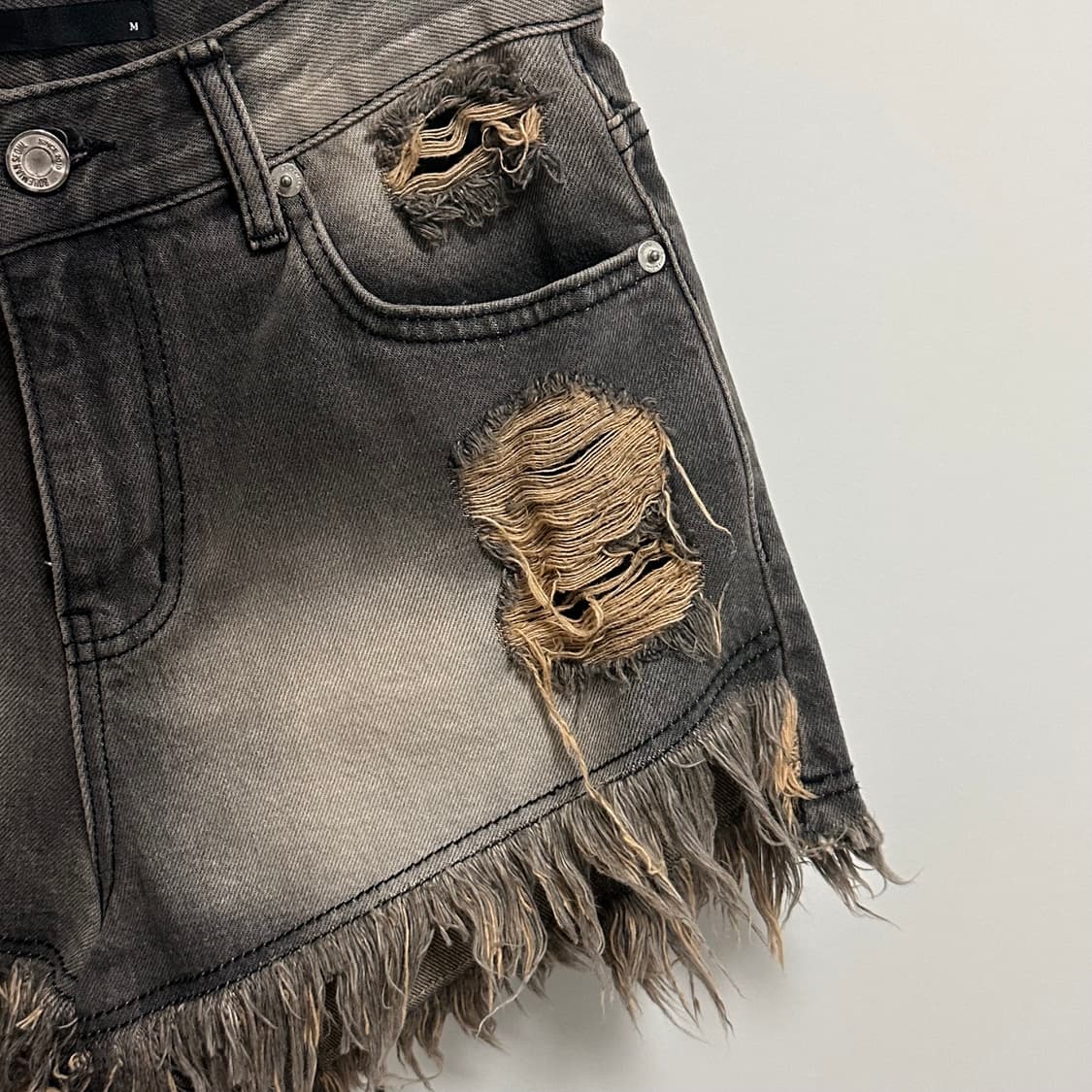 보헤미안서울 데미지 데님 반바지 m 상품이미지3