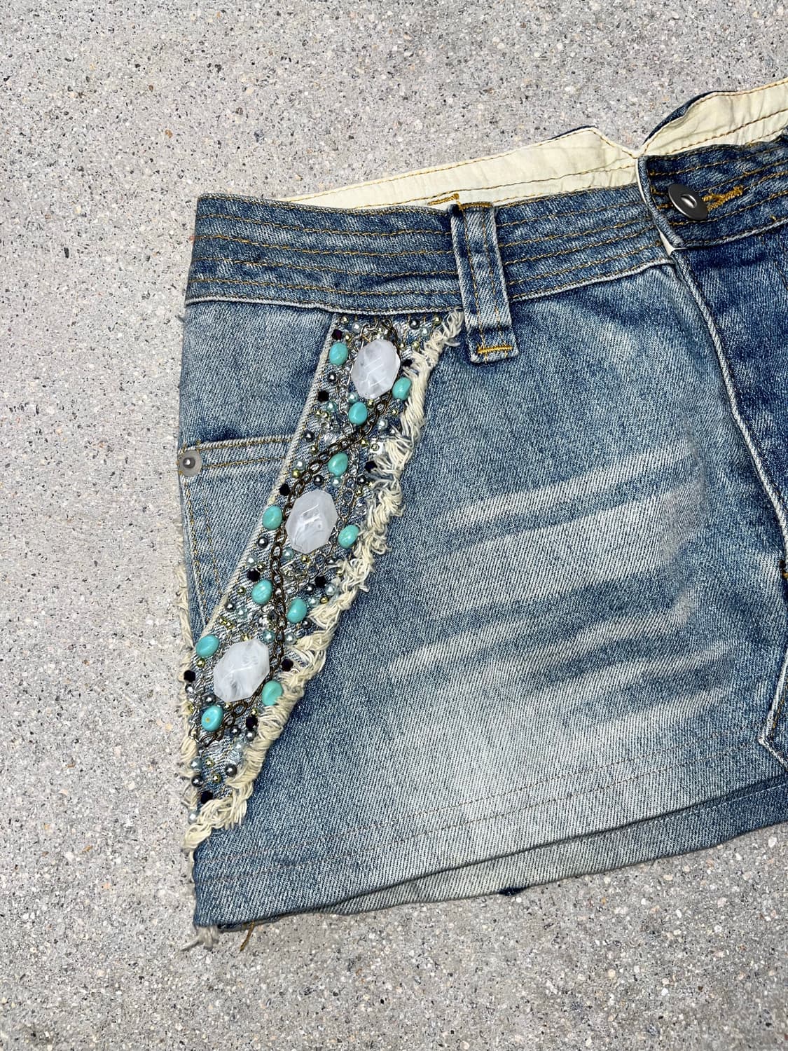 DOROA 비즈 데님 미니 스커트 상품이미지2