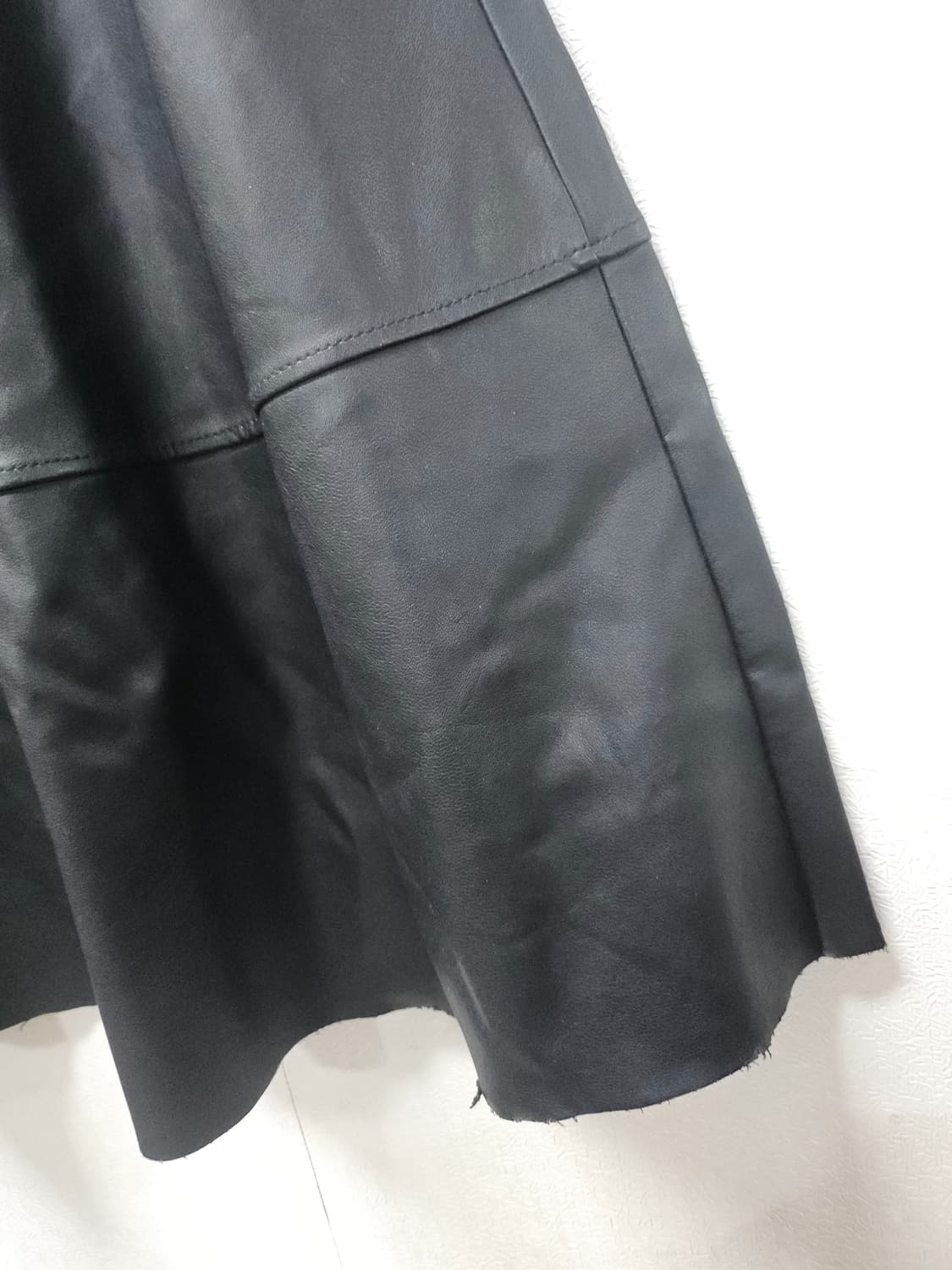 LeNIC  블랙 페이크 레더 밴딩 스커트 F 상품이미지3