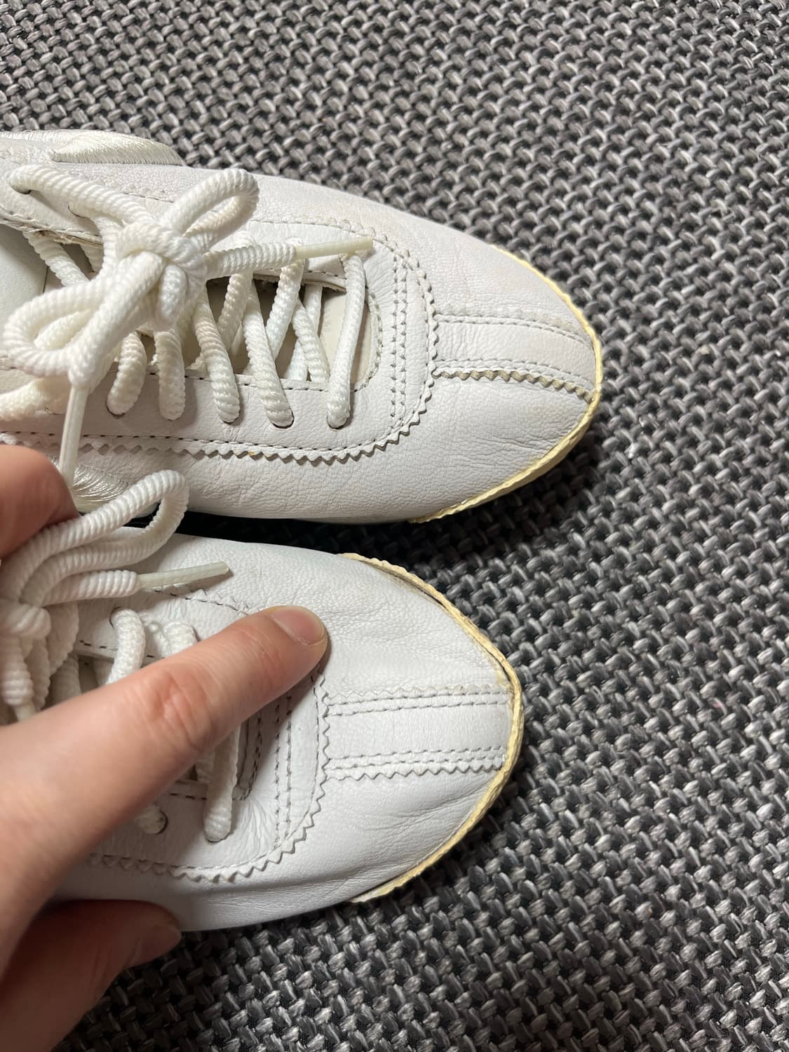 나이키 코르테즈 흰색 가죽 스니커즈 225 상품이미지6