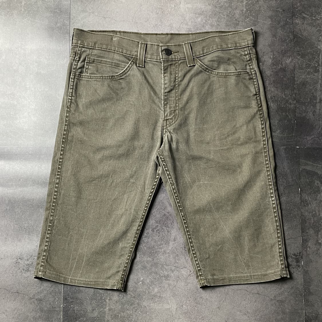 LEVI'S 리바이스511 빈티지 카키 슬림핏 하프팬츠 A01173 상품이미지1