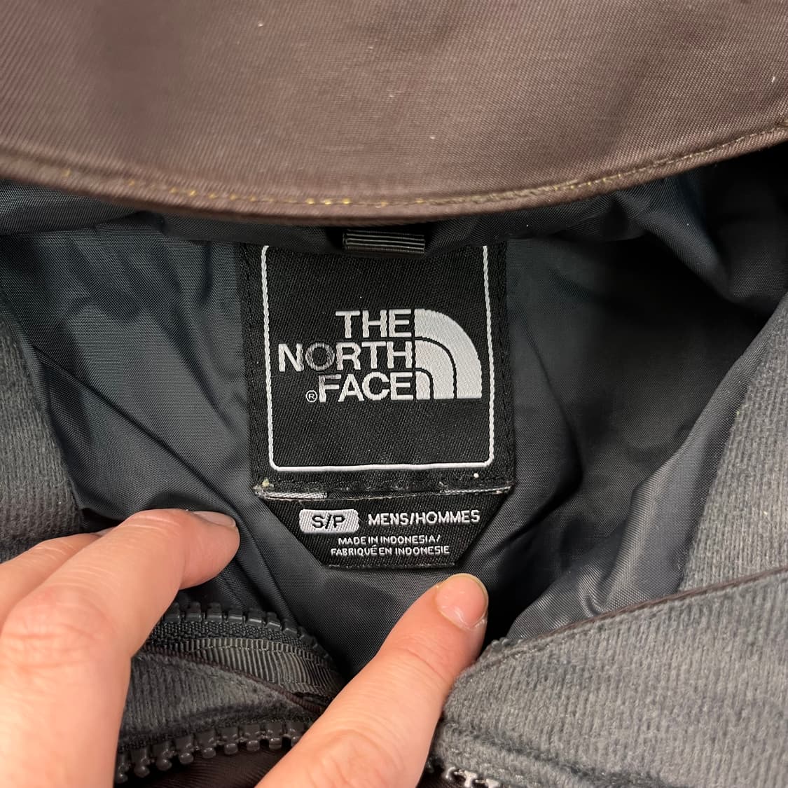 100 노스페이스 브라운 하이벤트 바람막이자켓 상품이미지3