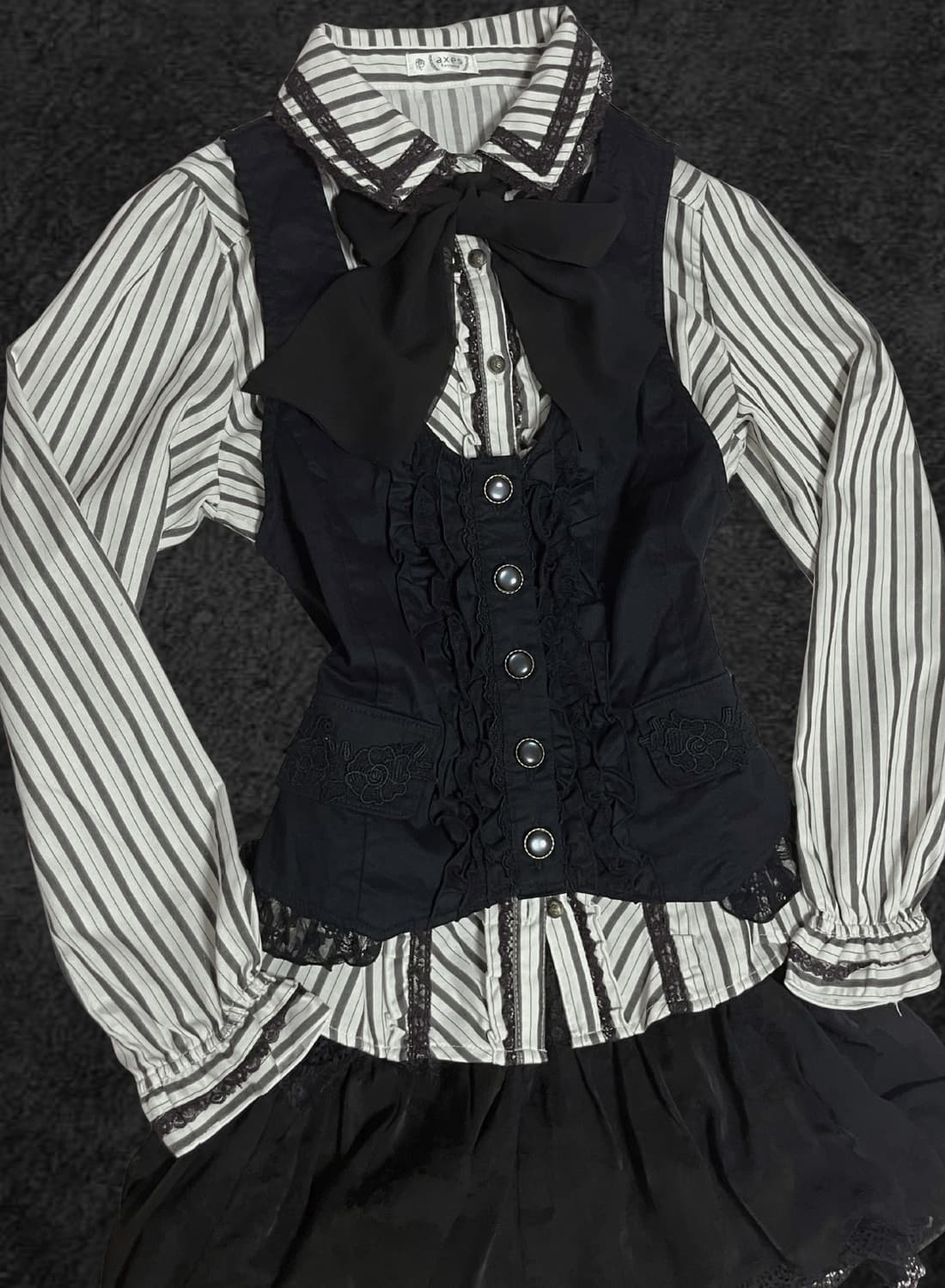 엑시즈팜 베스트+블라우스 세트 상품이미지1