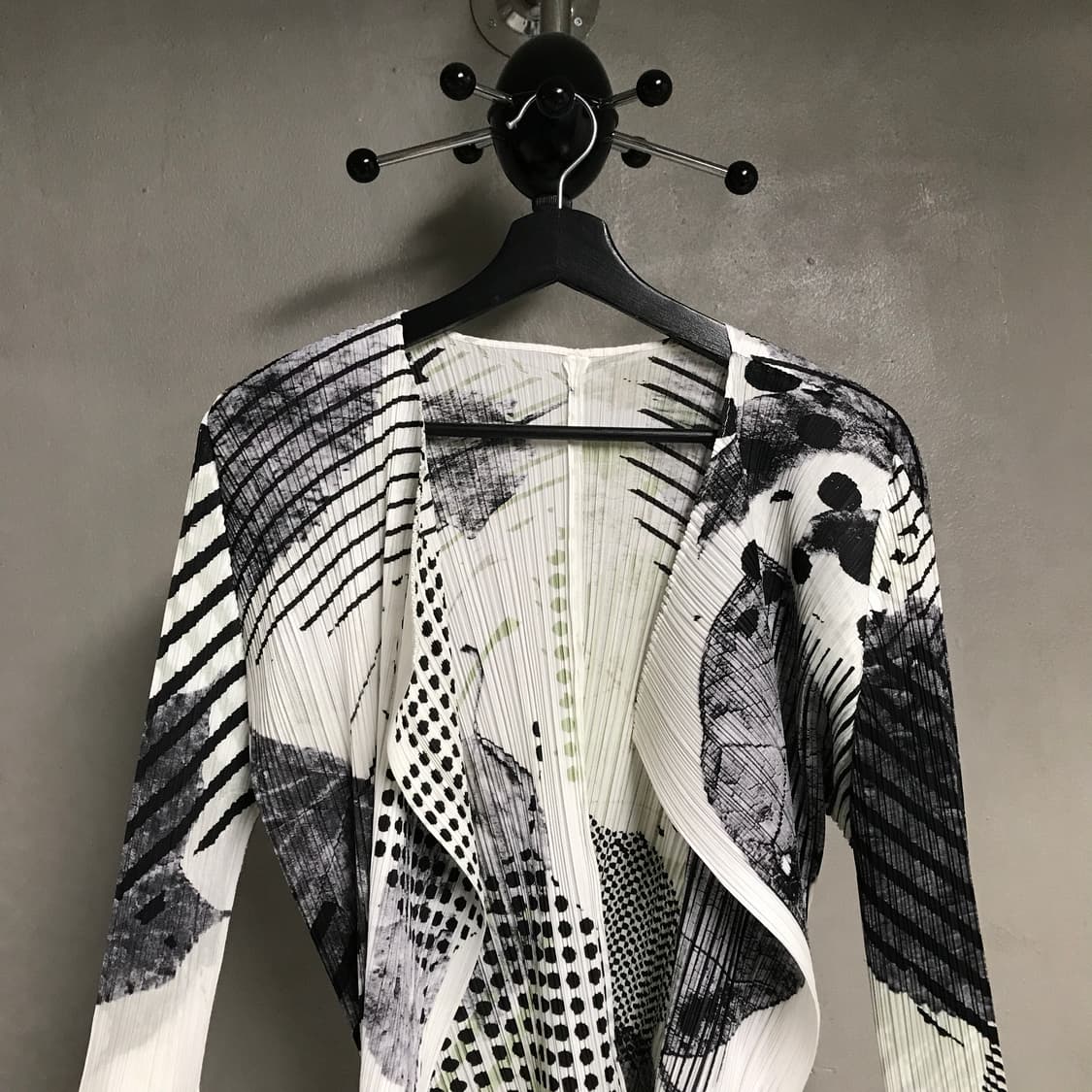 이세이 미야케 플리츠 플리즈 가디건 3(W) 상품이미지2