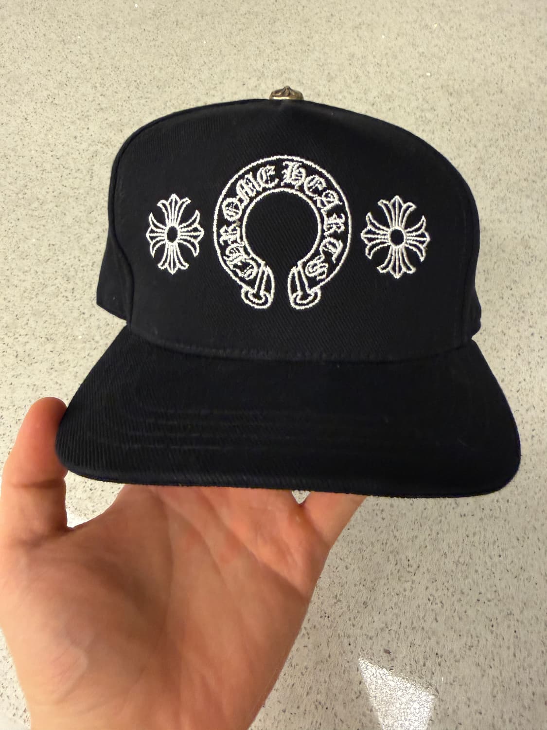 크롬하츠 홀스슈 데님 베이스볼햇 블랙 판매합니다! 상품이미지1