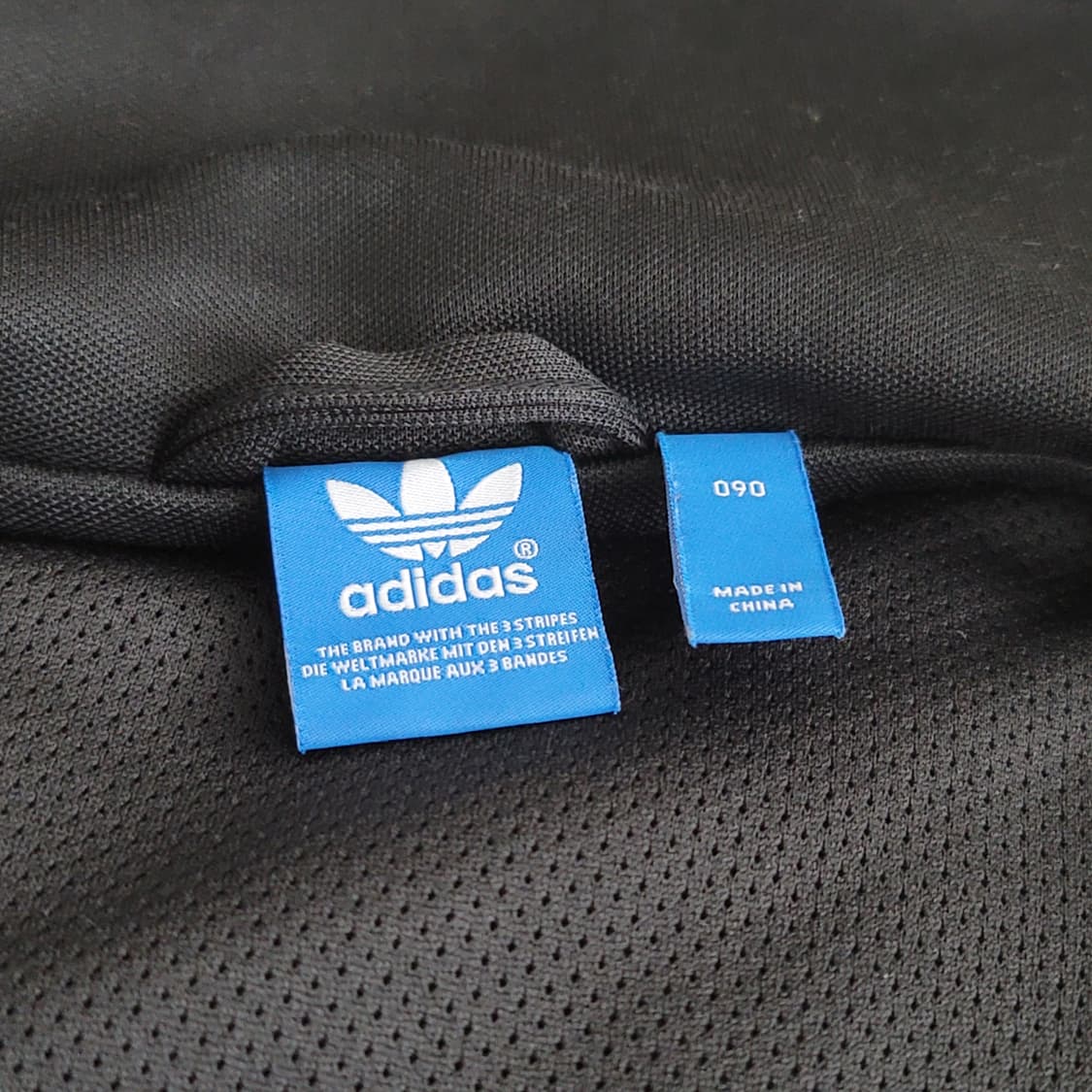 아디다스 유로파 드레스 090 판매합니다. 상품이미지3