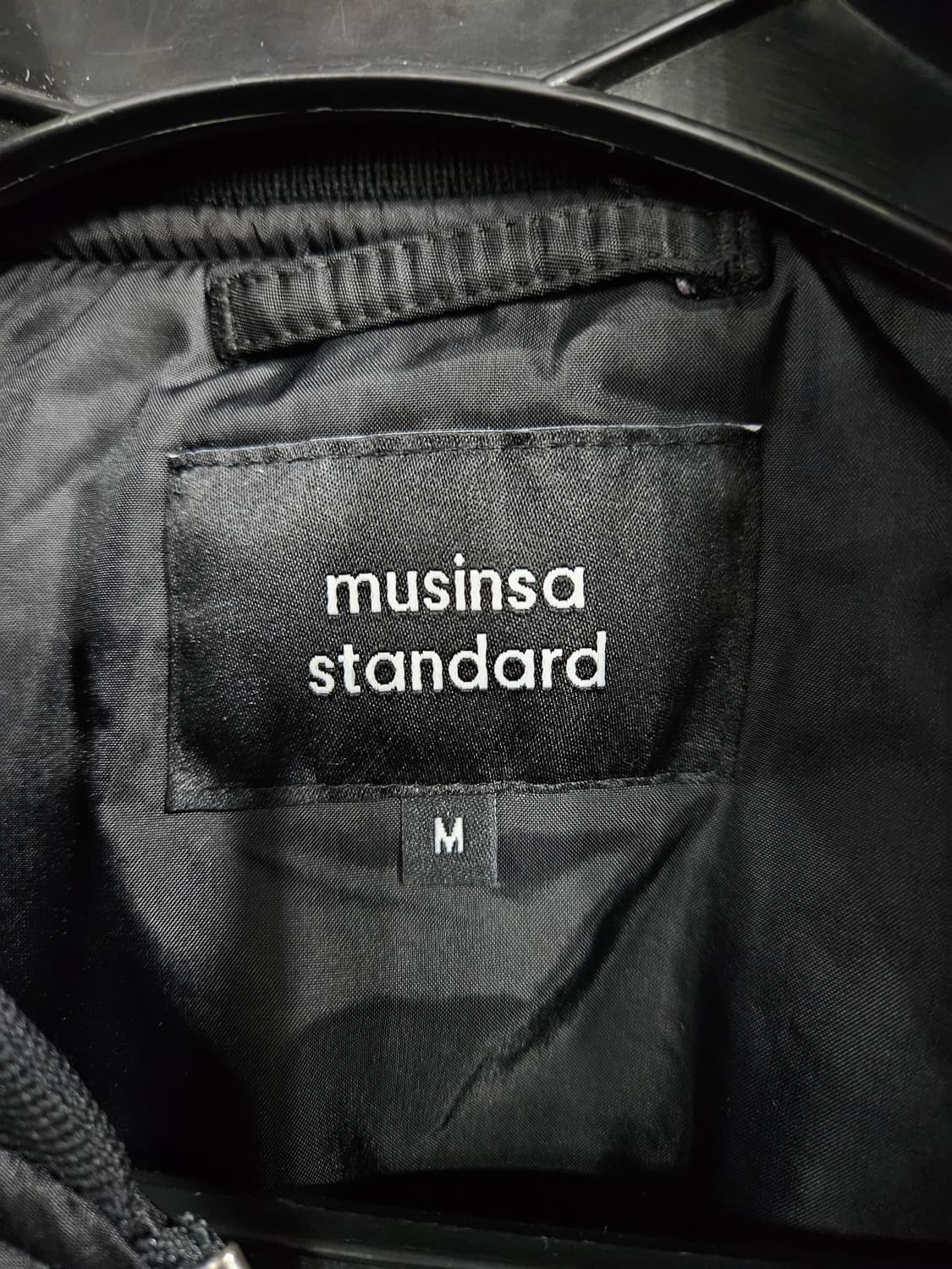 무신사 스탠다드 블랙컬러 남성 세미오버핏 95~100 항공점퍼 자켓  상품이미지3