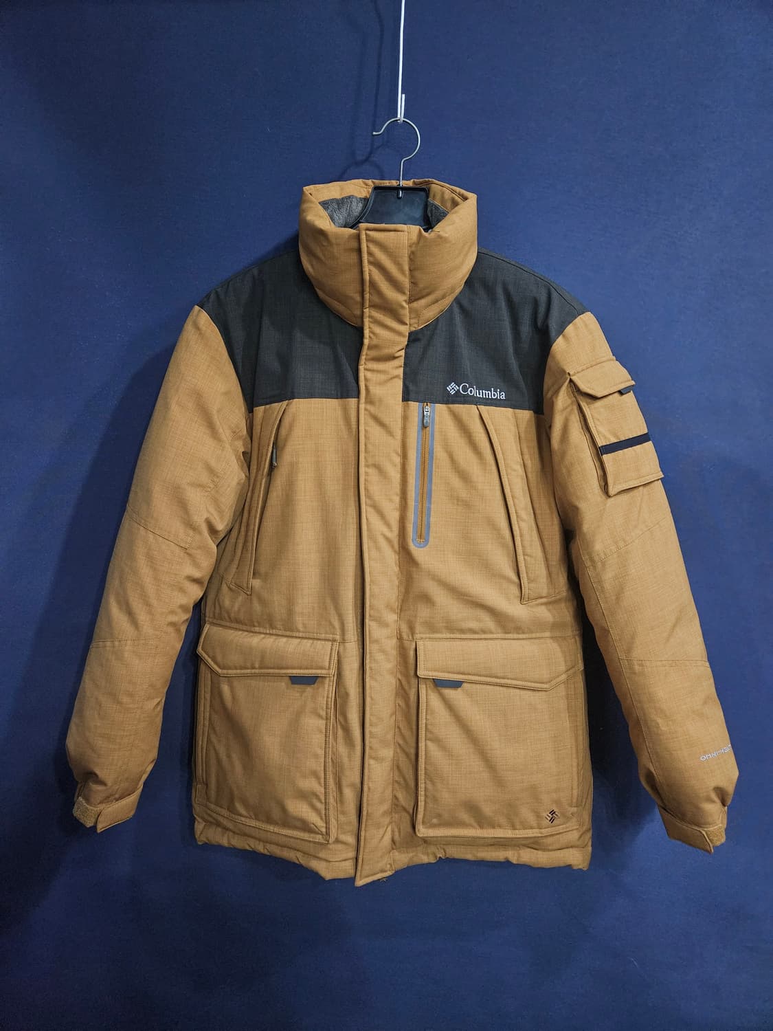 콜롬비아 옴니히트 카멜컬러 남성 100 구스다운 대장급 패딩  상품이미지1