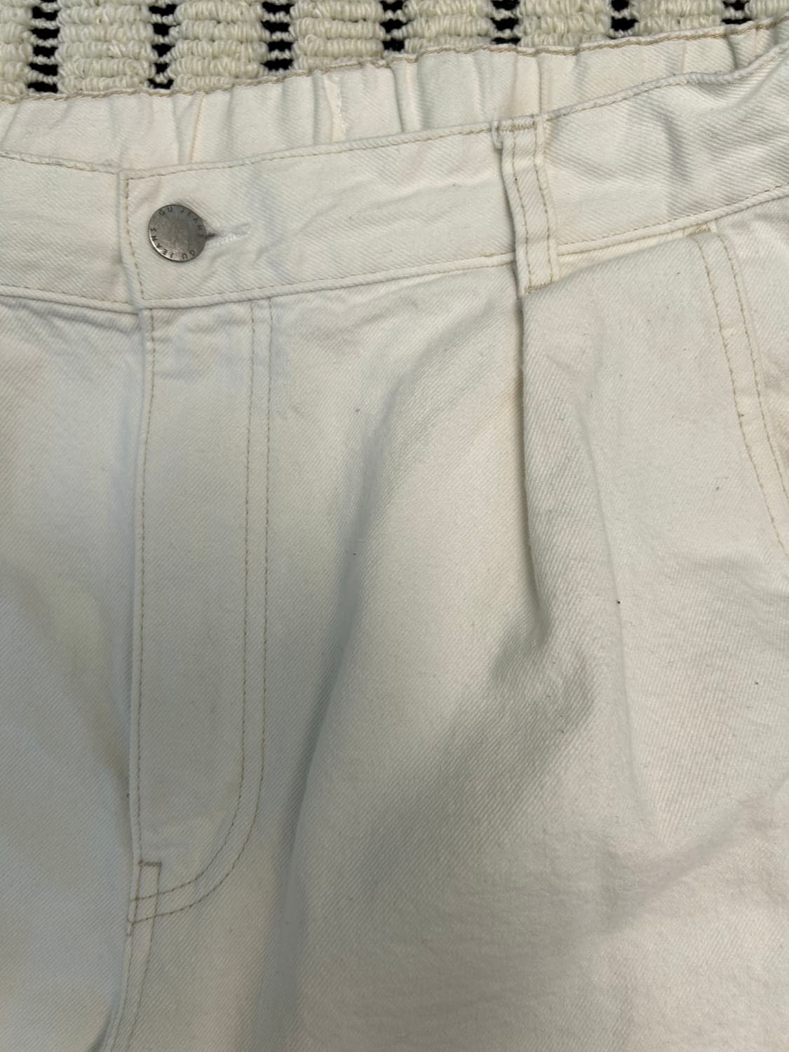 GU 와이드 원턱 화이트 데님팬츠 상품이미지2