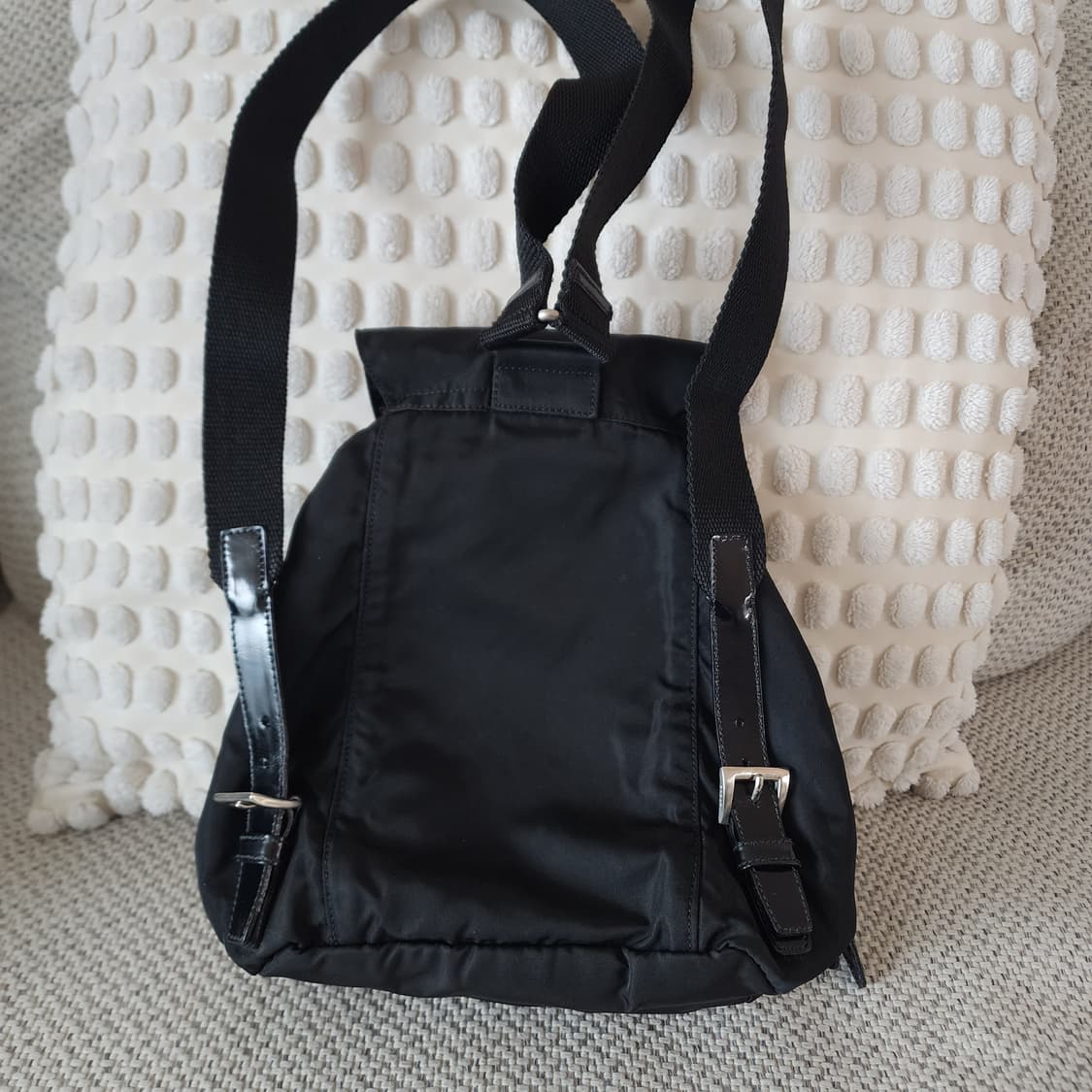 상태양호 프라다 포코노 나일론 원포켓 백팩 미니 상품이미지4