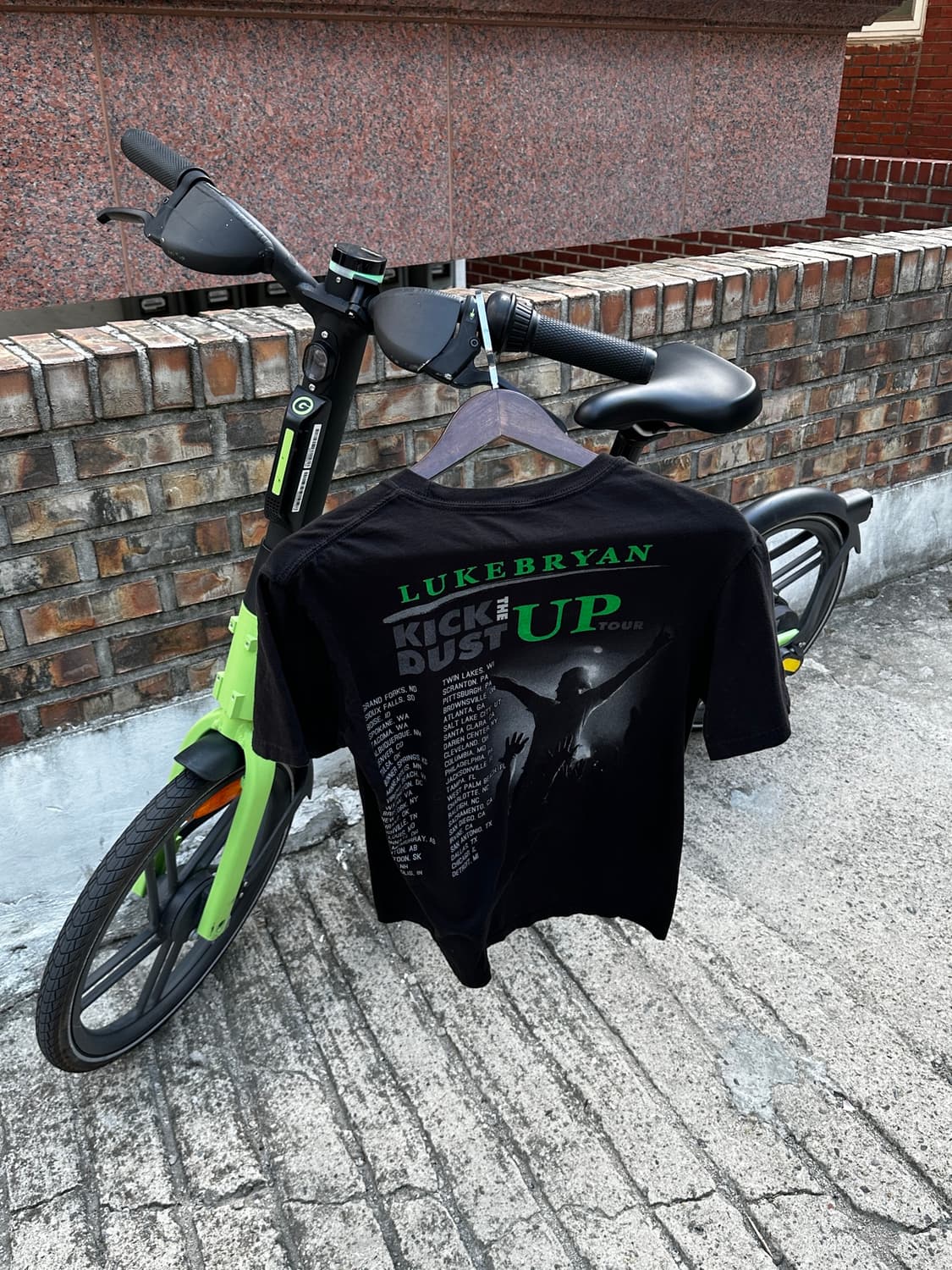 Luke Bryan Kick the Dust Up Tour Tee 상품이미지3