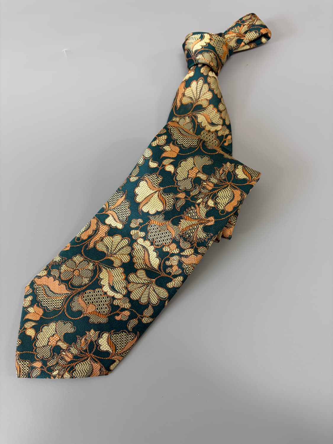 Yves Saint Laurent 넥타이 상품이미지3