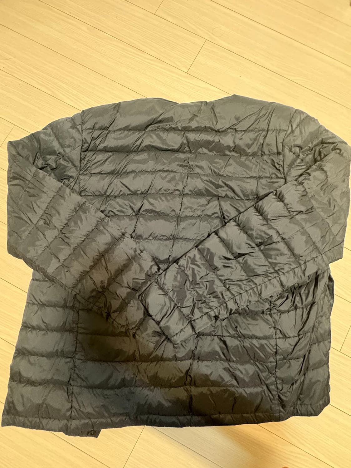 무신사스탠다드 트랜스폼 라운드 넥 라이트 다운 재킷 [블랙] M 상품이미지3