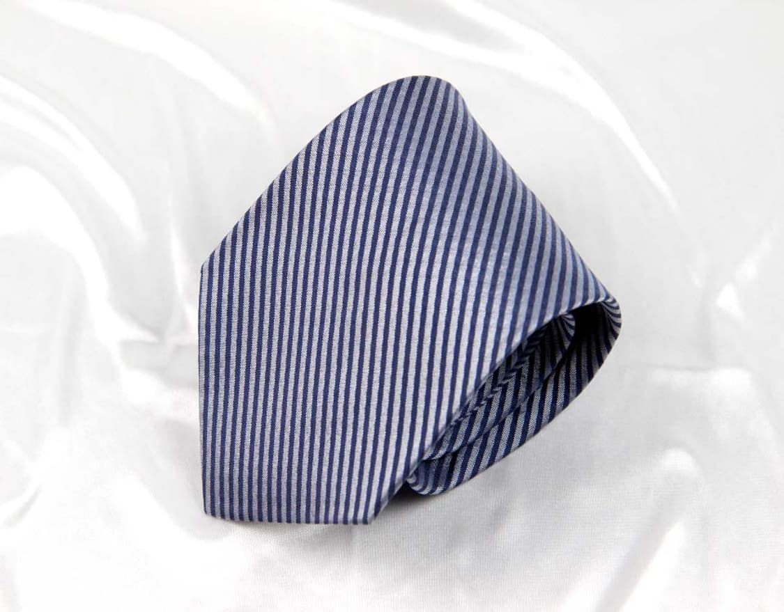 페라가모 9.5cm A+등급 남자 명품 넥타이 상품이미지1