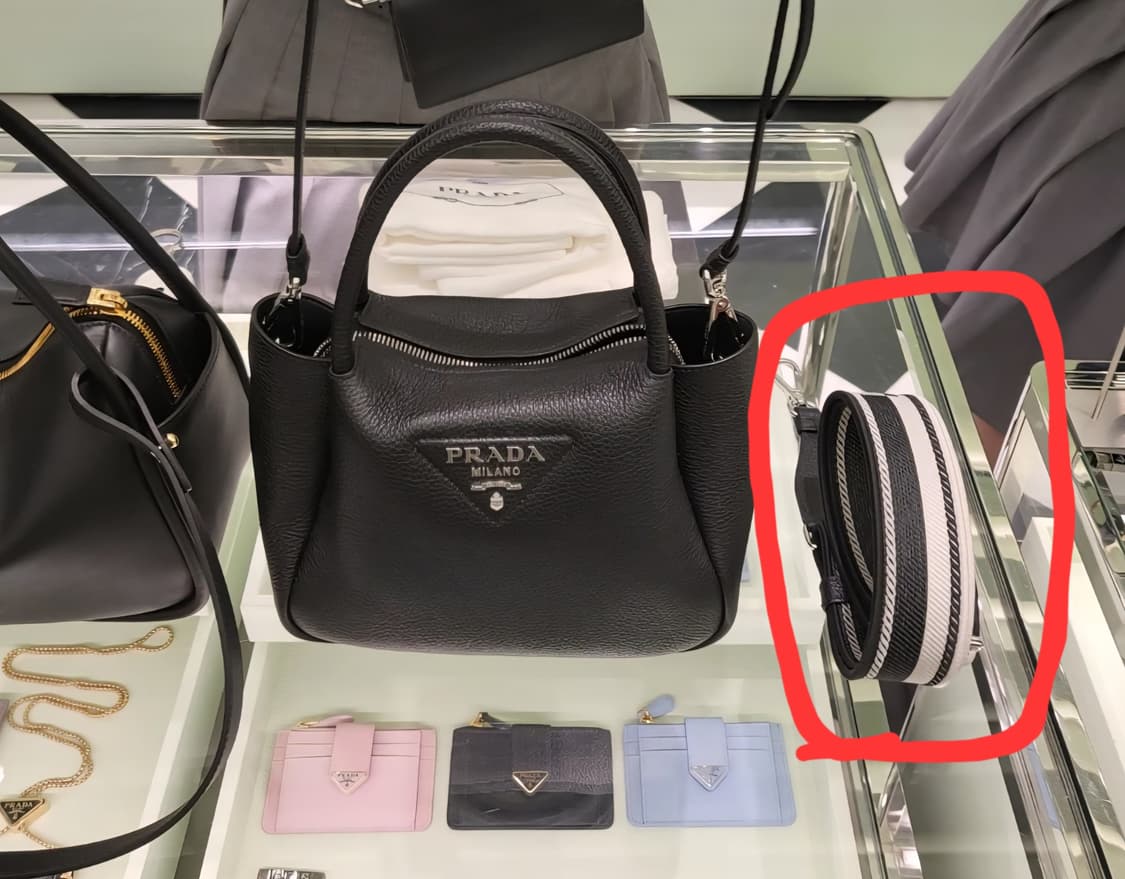 미사용 정품 프라다(1BC145) 은장 스트랩  상품이미지8