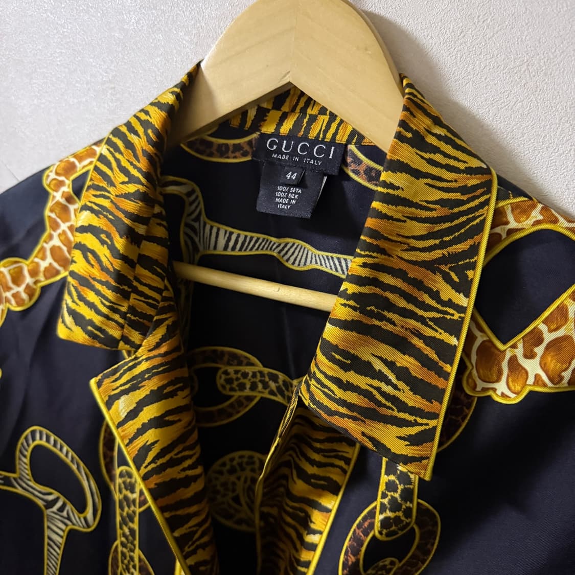 구찌 빈티지 애니멀 프린트 홀스빗 실크 GG커프스 셔츠  상품이미지2