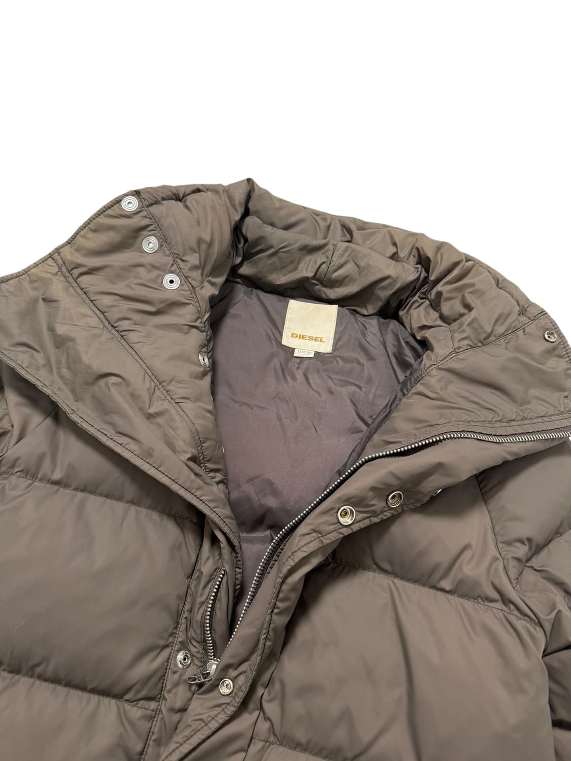 디젤 구스다운 카키브라운 패딩 상품이미지8