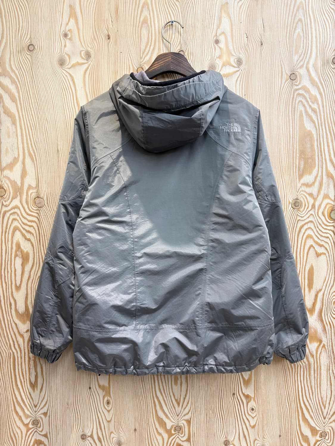 노스페이스 서밋 VX 다운 후드자켓 상품이미지2