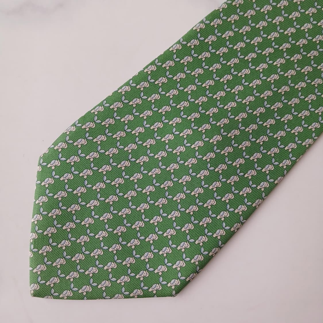 살바토레 페라가모 코끼리 패턴 넥타이 8.8cm A+~A등급 E729 상품이미지5