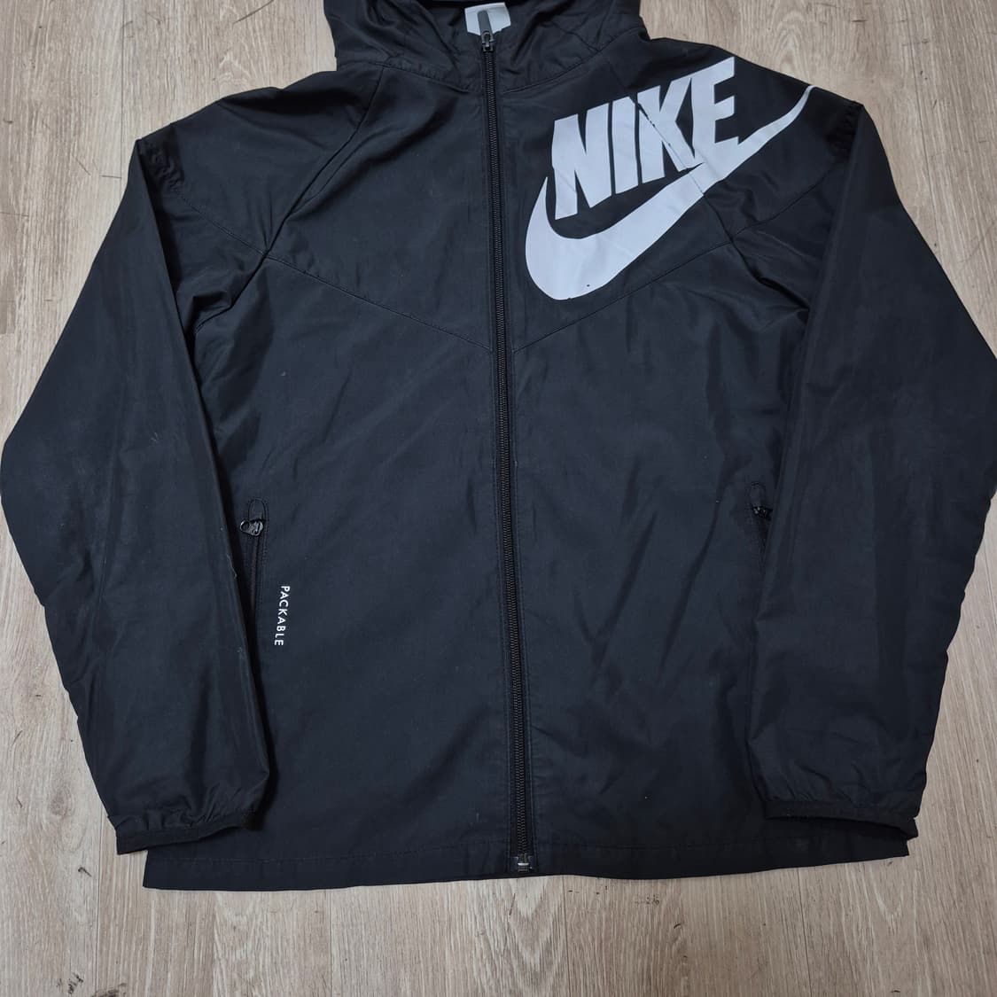나이키 키즈 패커블 빅로고 후드 바람막이 자켓 L(12-13) 상품이미지3