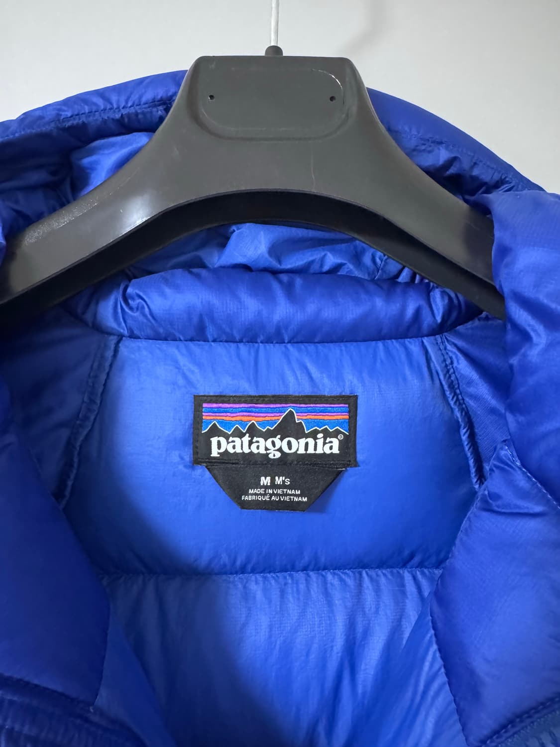 파타고니아 피츠로이 블루 색상 M사이즈 패딩 상품이미지3