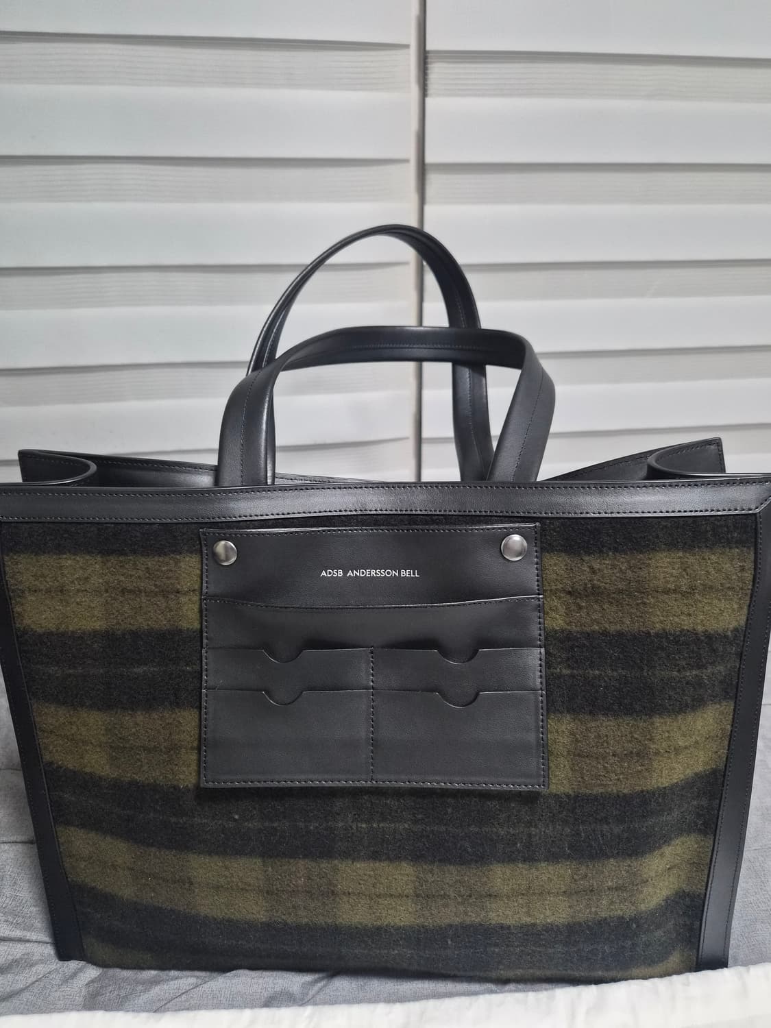 앤더슨벨 카키 블랙 라이너스 토트백 가방 토트백 상품이미지3