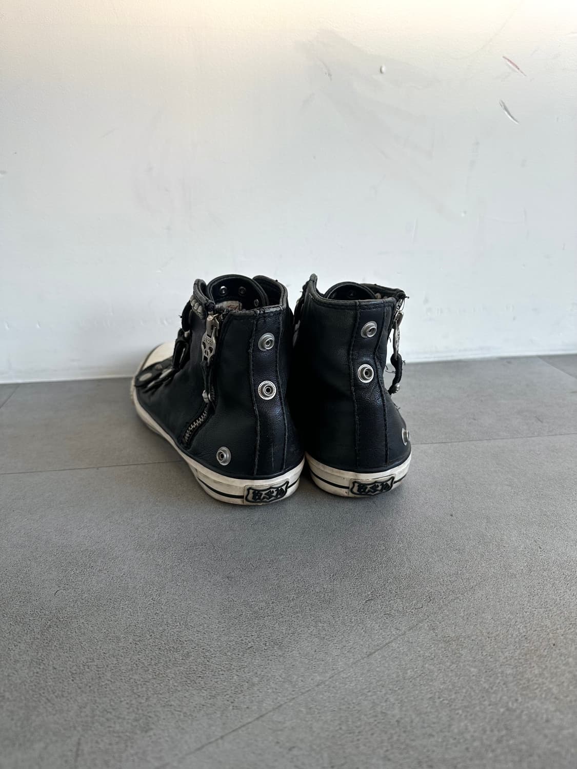 Ash 스컬 스터드 버클 레더 하이탑 스니커즈 상품이미지4