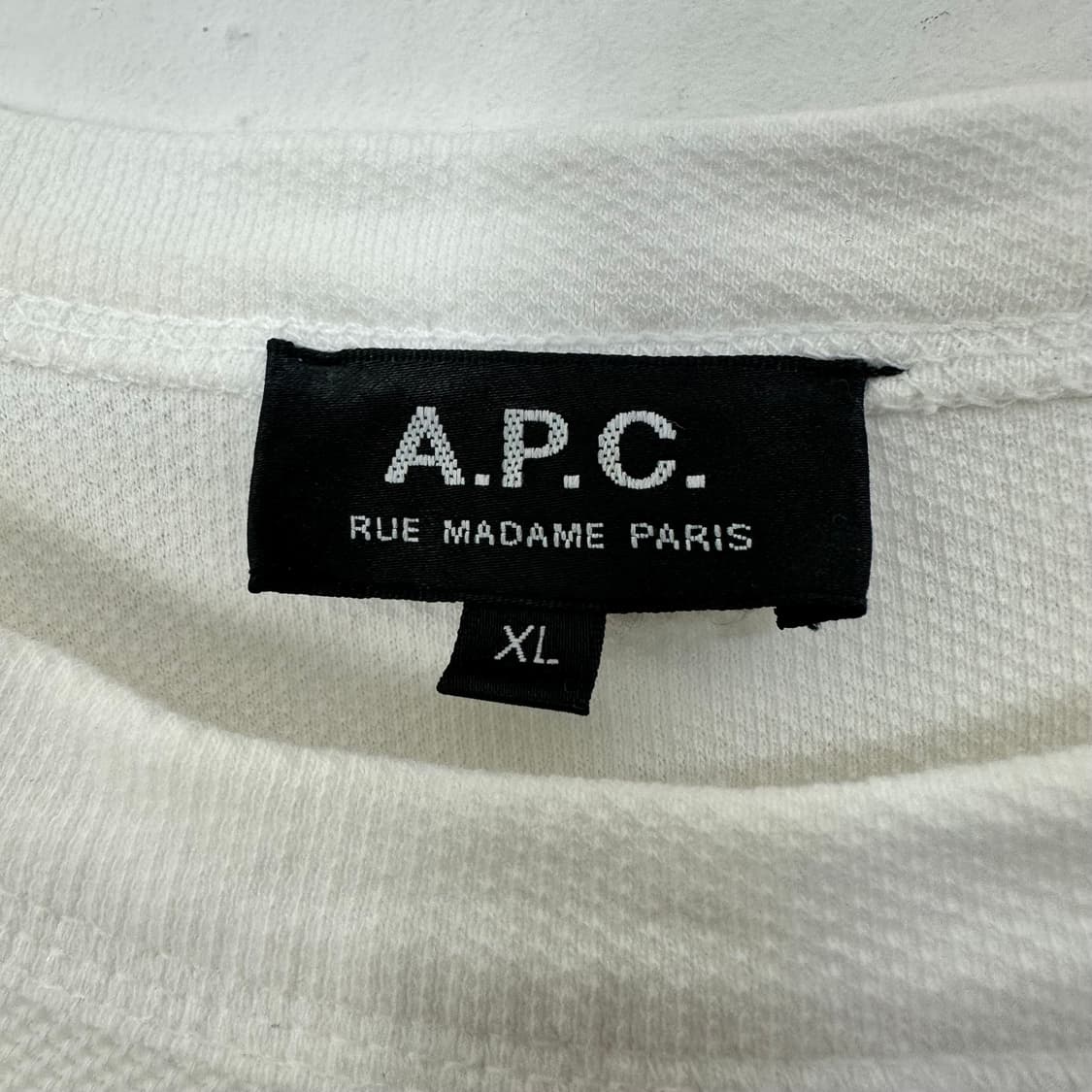 APC 아페쎄 로고자수 코튼 반팔 티셔츠 (XL) 국내매장판 J9 상품이미지6