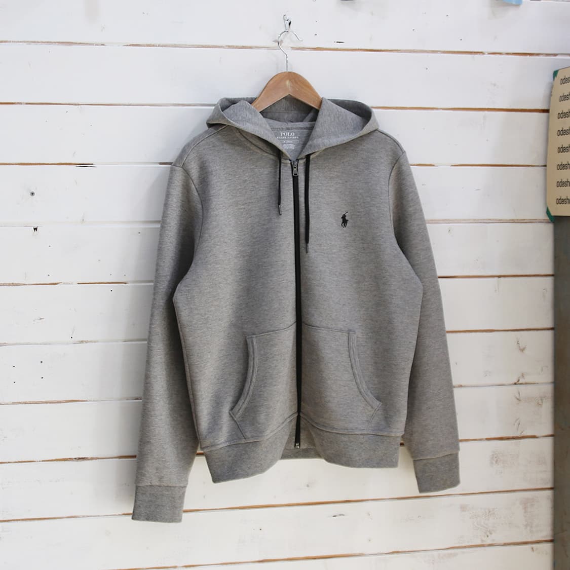 (착용컷) 폴로 랄프로렌 후드 집업 (남성용 100) 상품이미지3